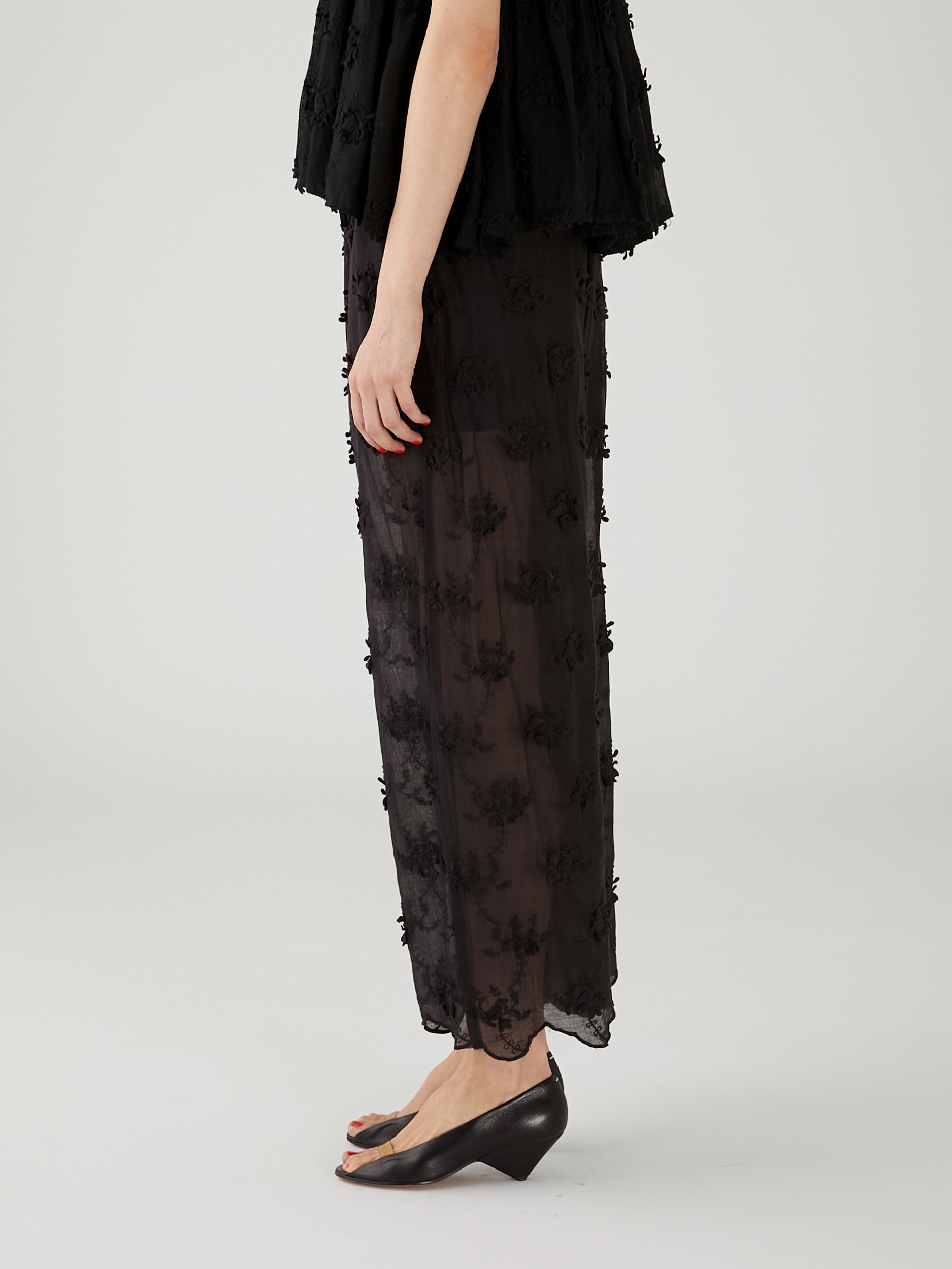 sheer cotton 3D embroidery easy pants | BLACK