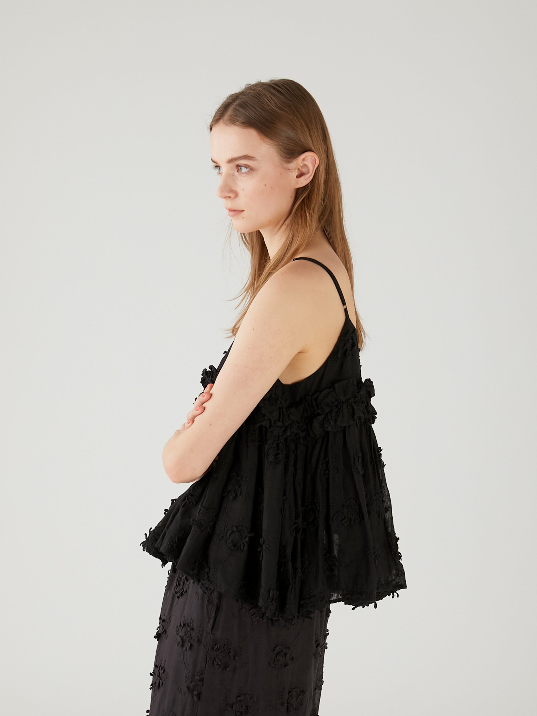 3D embroidery camisole | BLACK