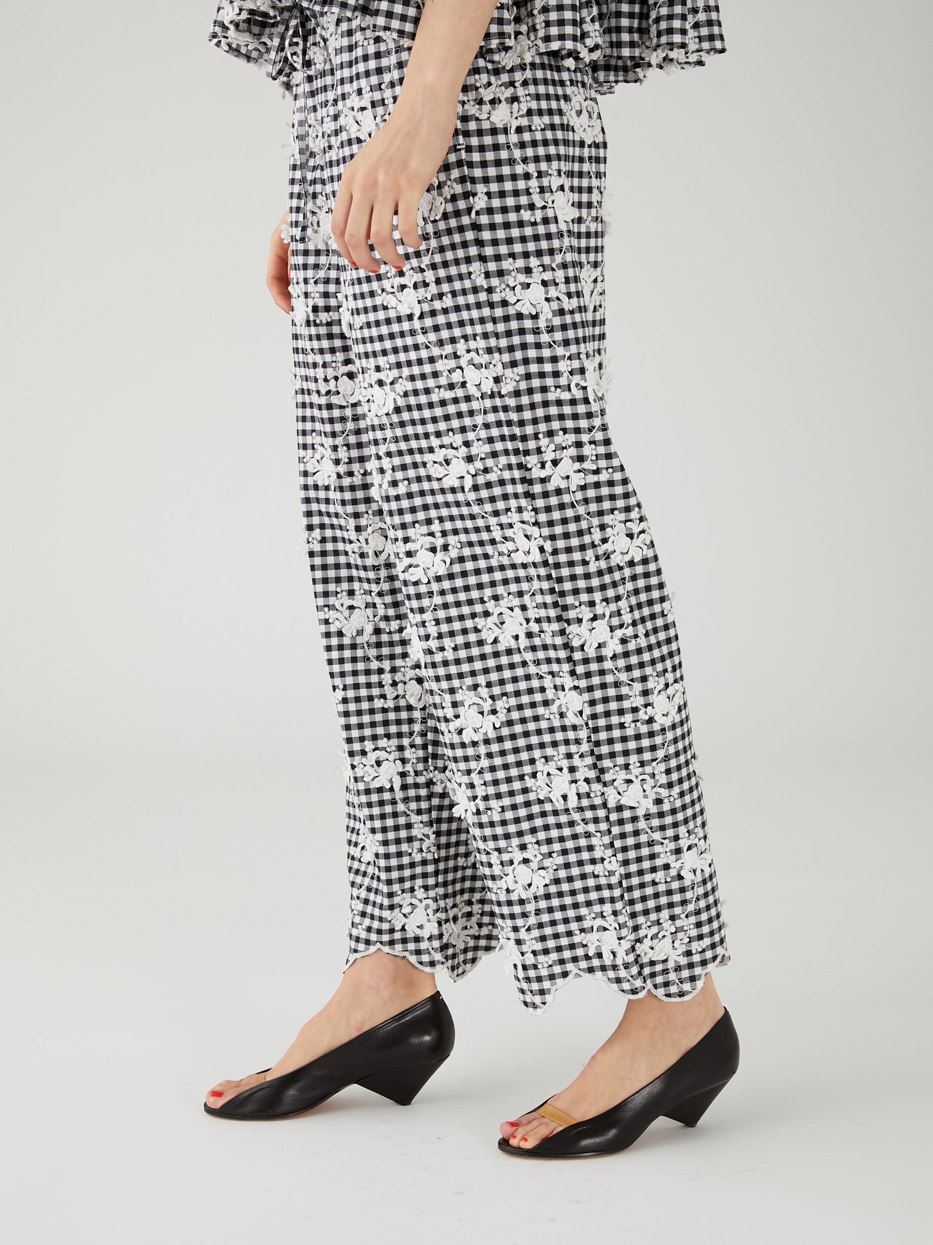 3D embroidery gingham pants | BLACK