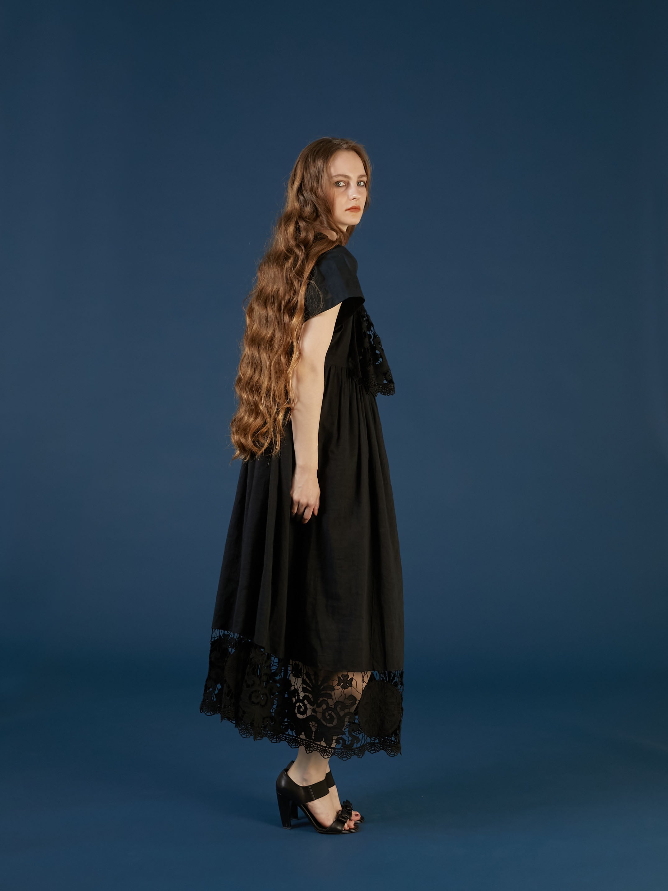 linen cotton motif lace cami dress | BLACK
