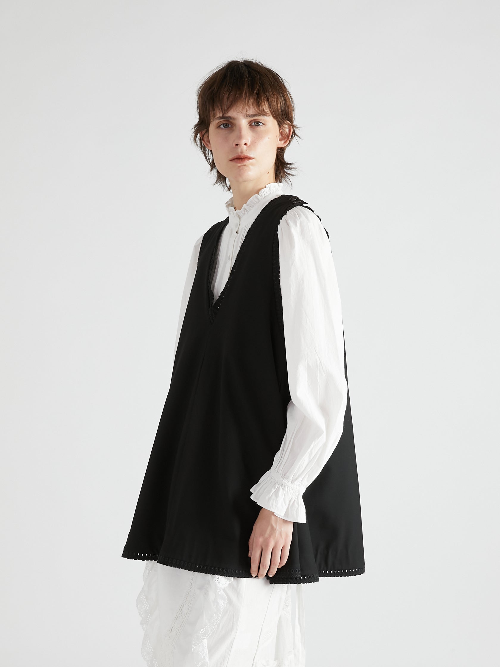 scallop tunic|BLACK