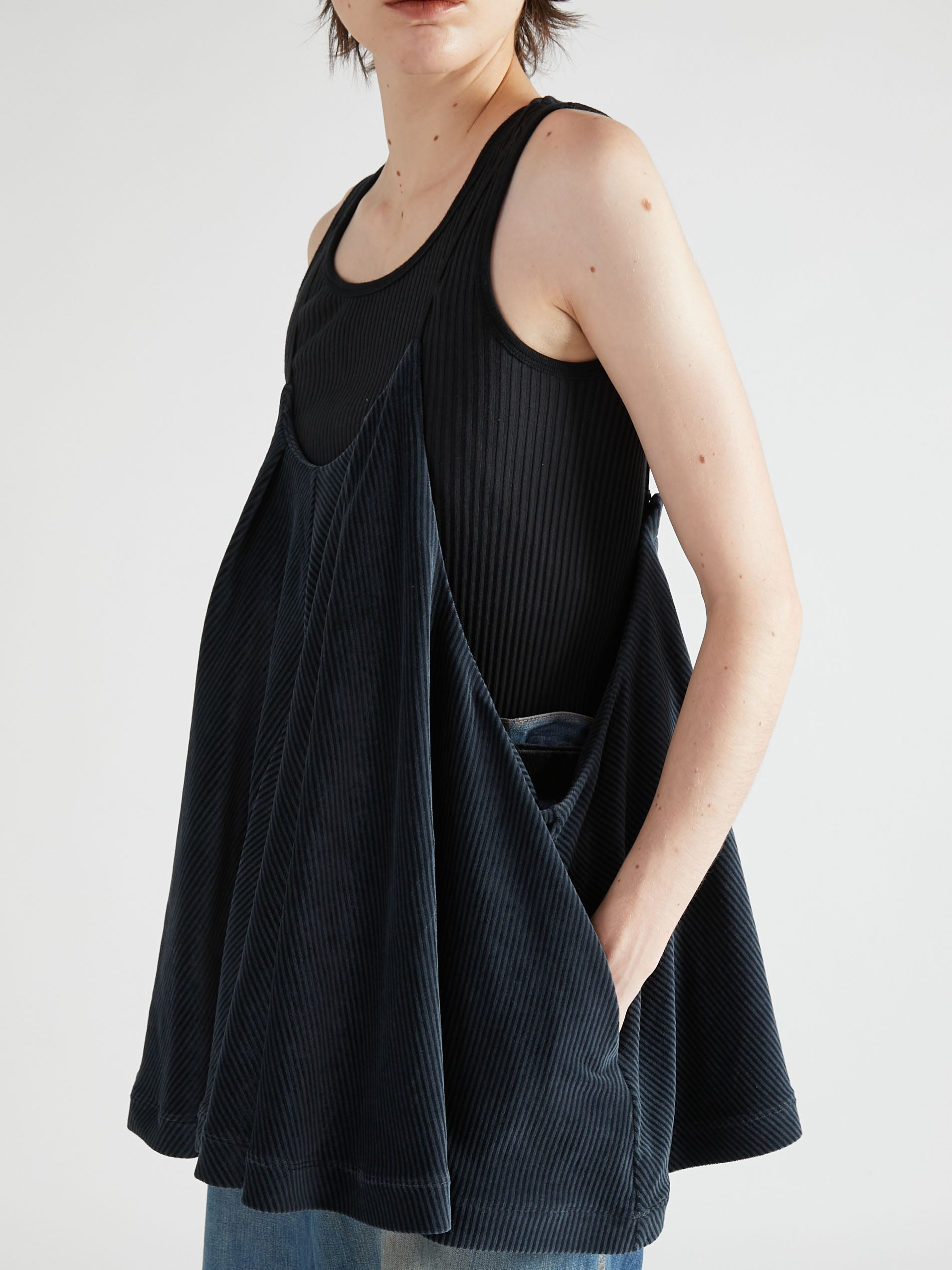 velvet border camisole|BLACK