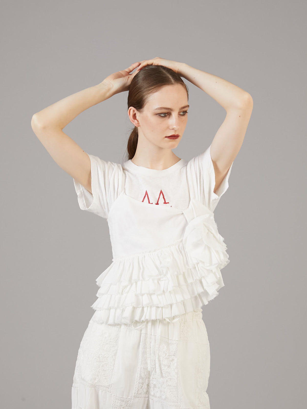 asymmetry flower cami｜WHITE