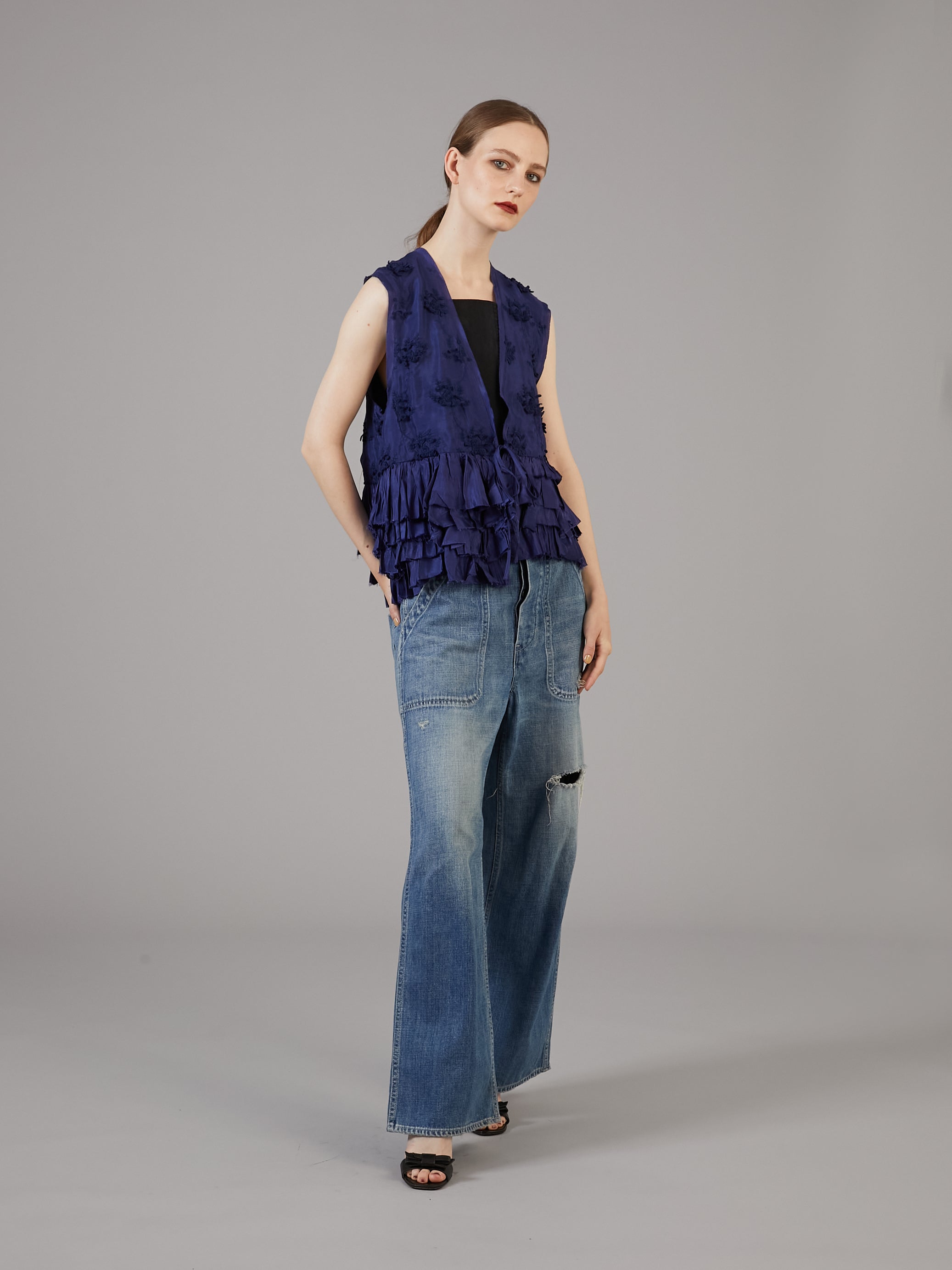 frill rayon shantung vest | NAVY