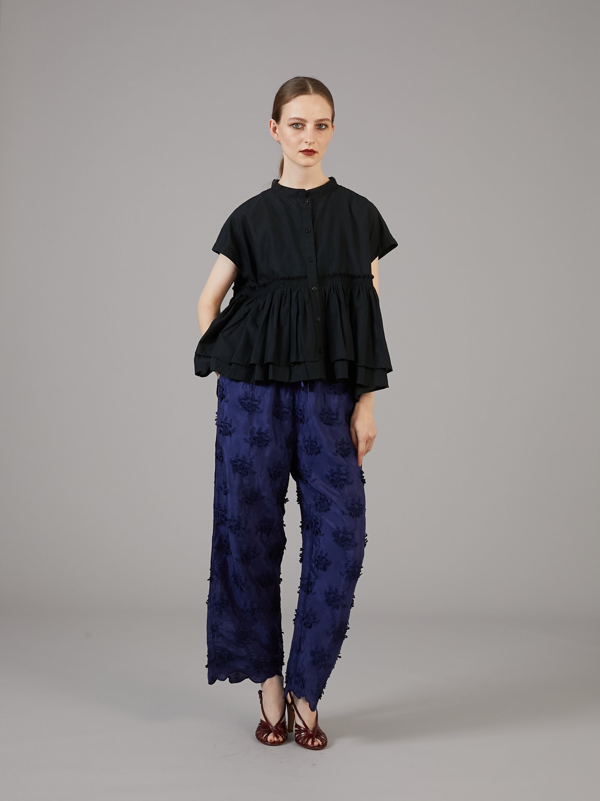3D embroidery rayon shantung pants |NAVY