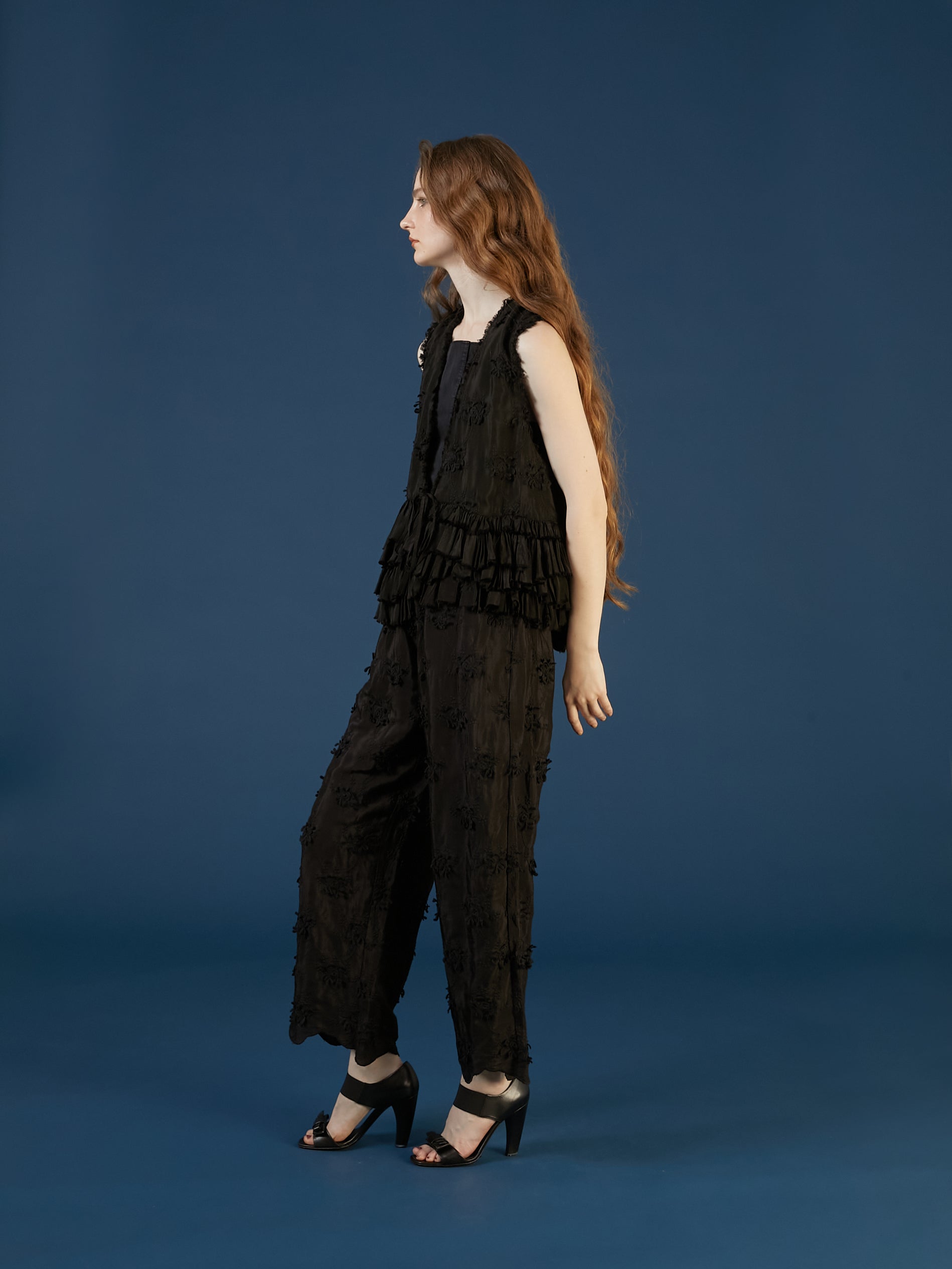 3D embroidery rayon shantung pants | BLACK