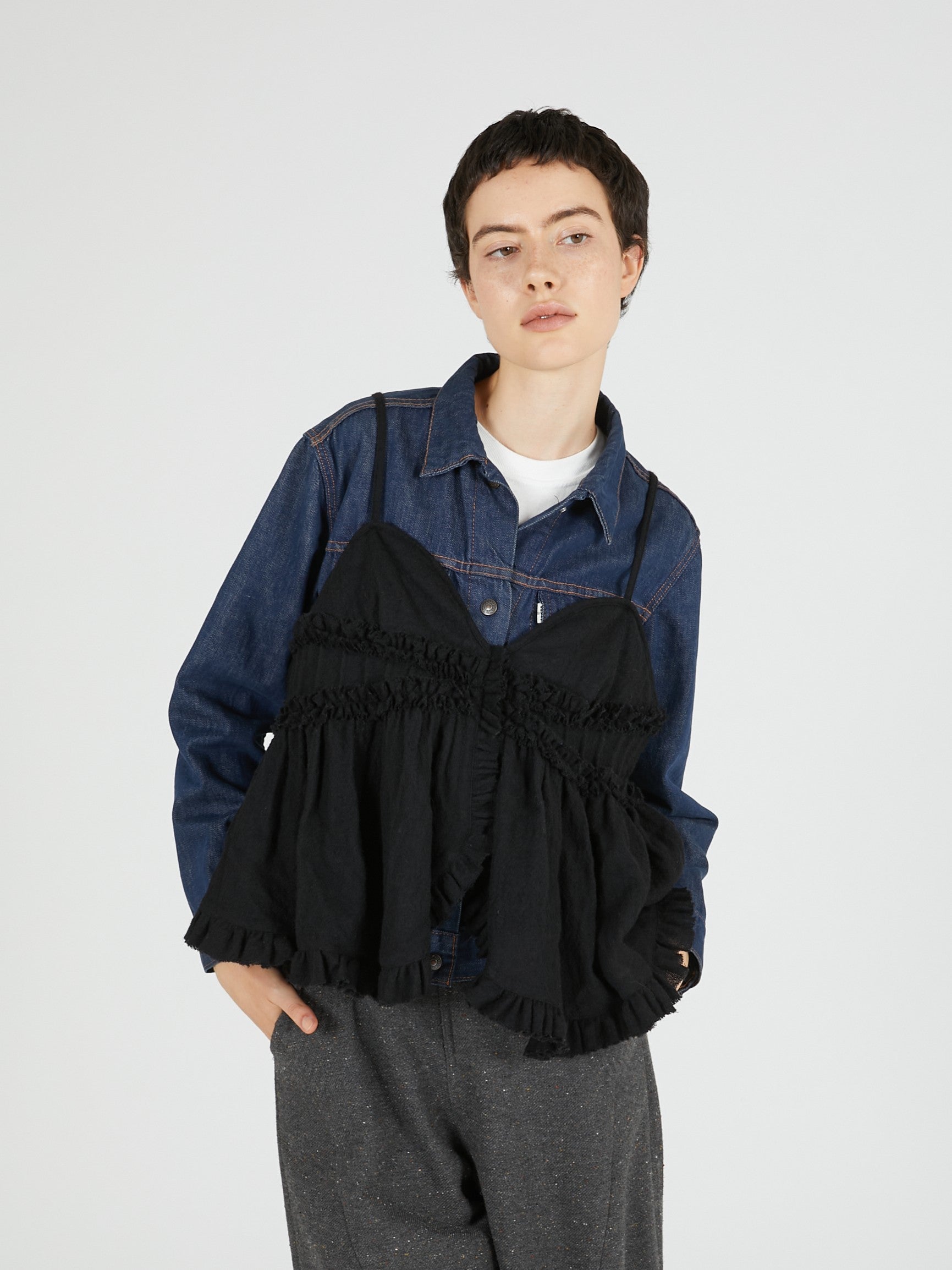 frill monster cami|BLACK