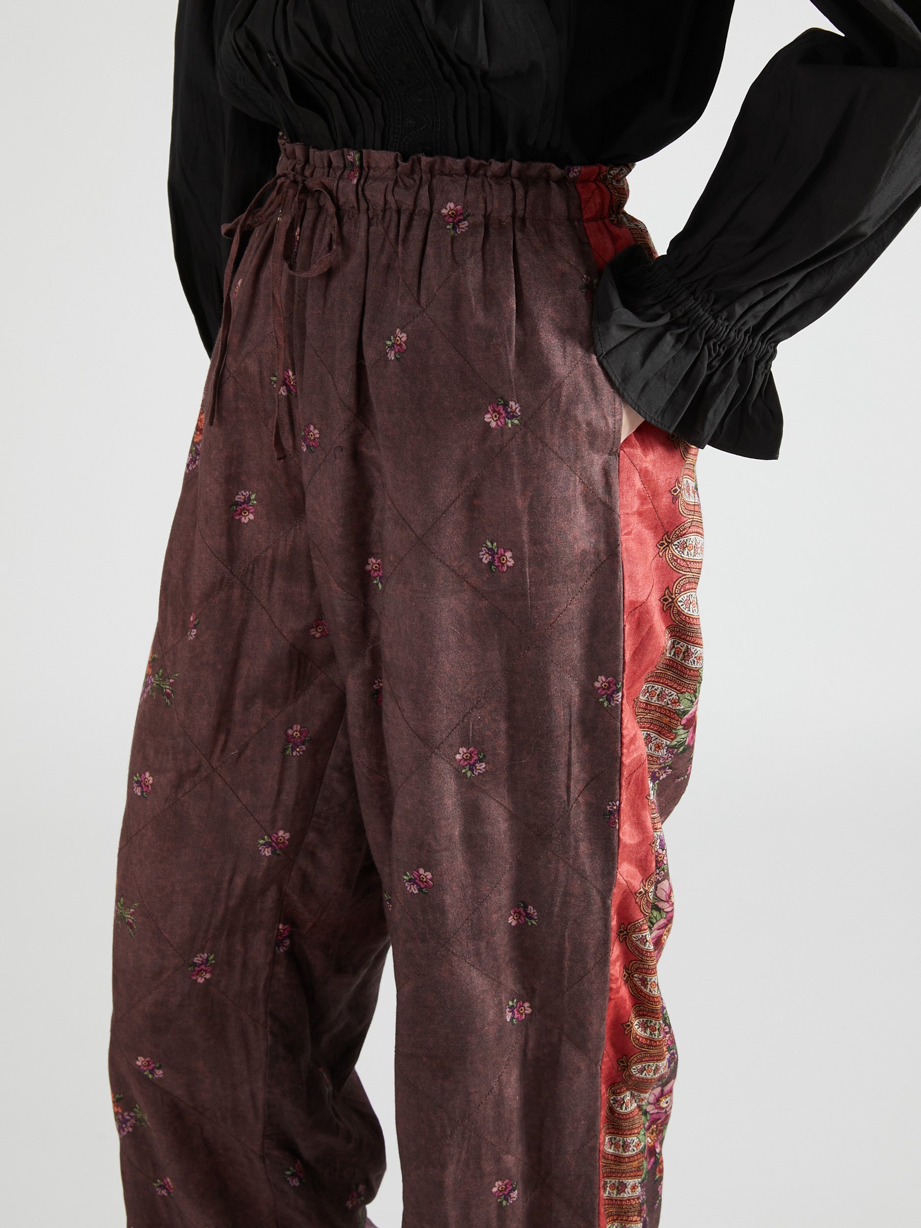 pattern quilt pants|RED
