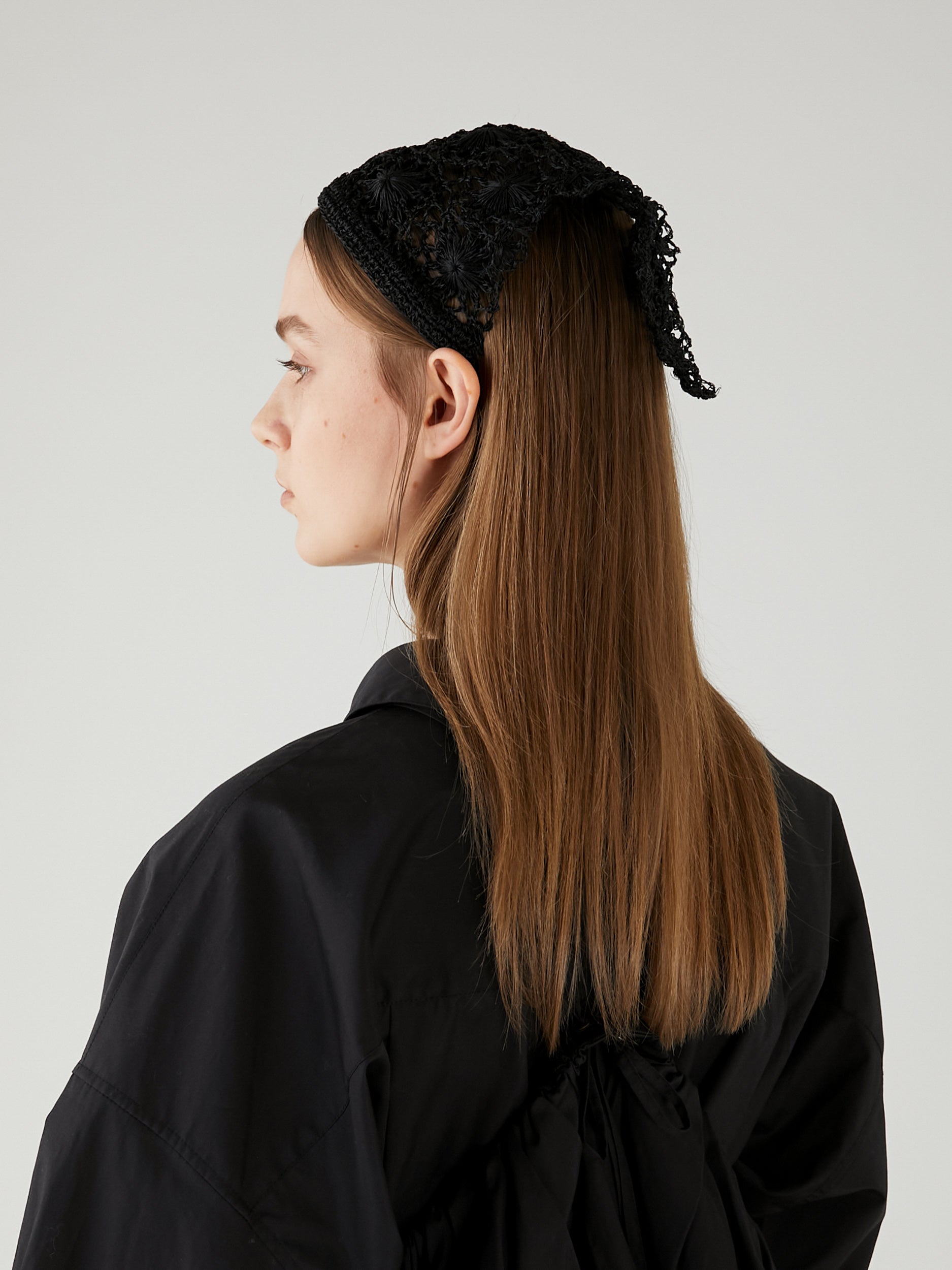 ×La Maison de Lyllis abaca crochet headband | BLACK