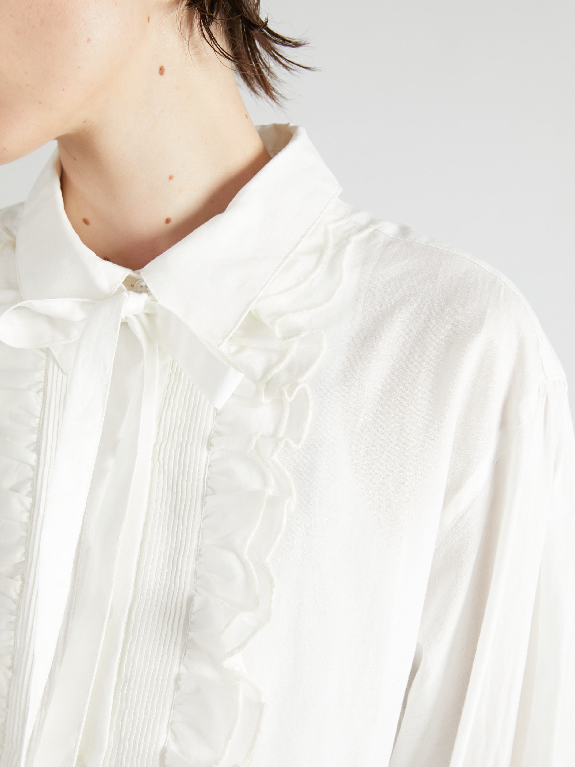 front scallop ribbon blouse|WHITE