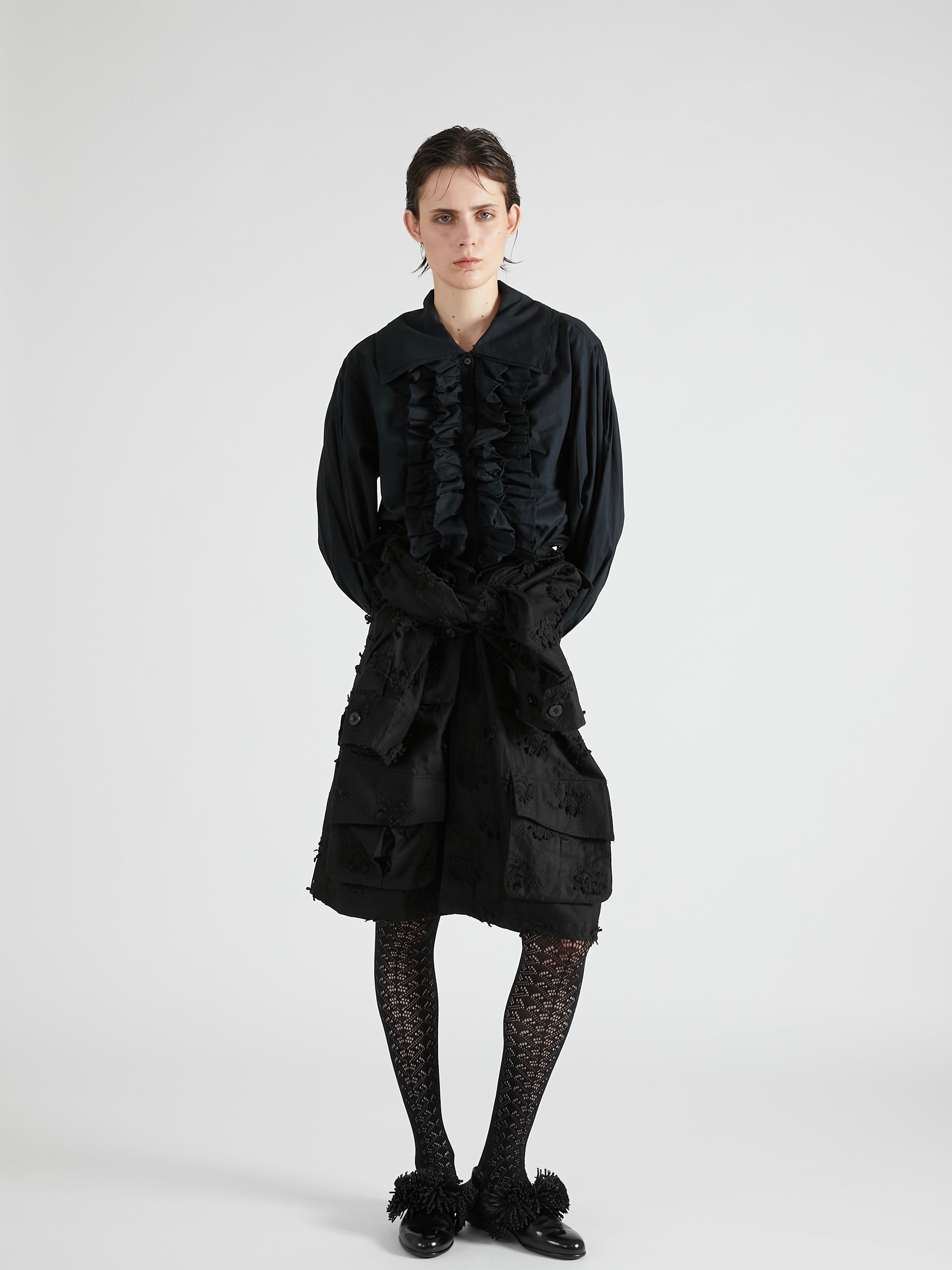 double collar frill blouse |BLACK