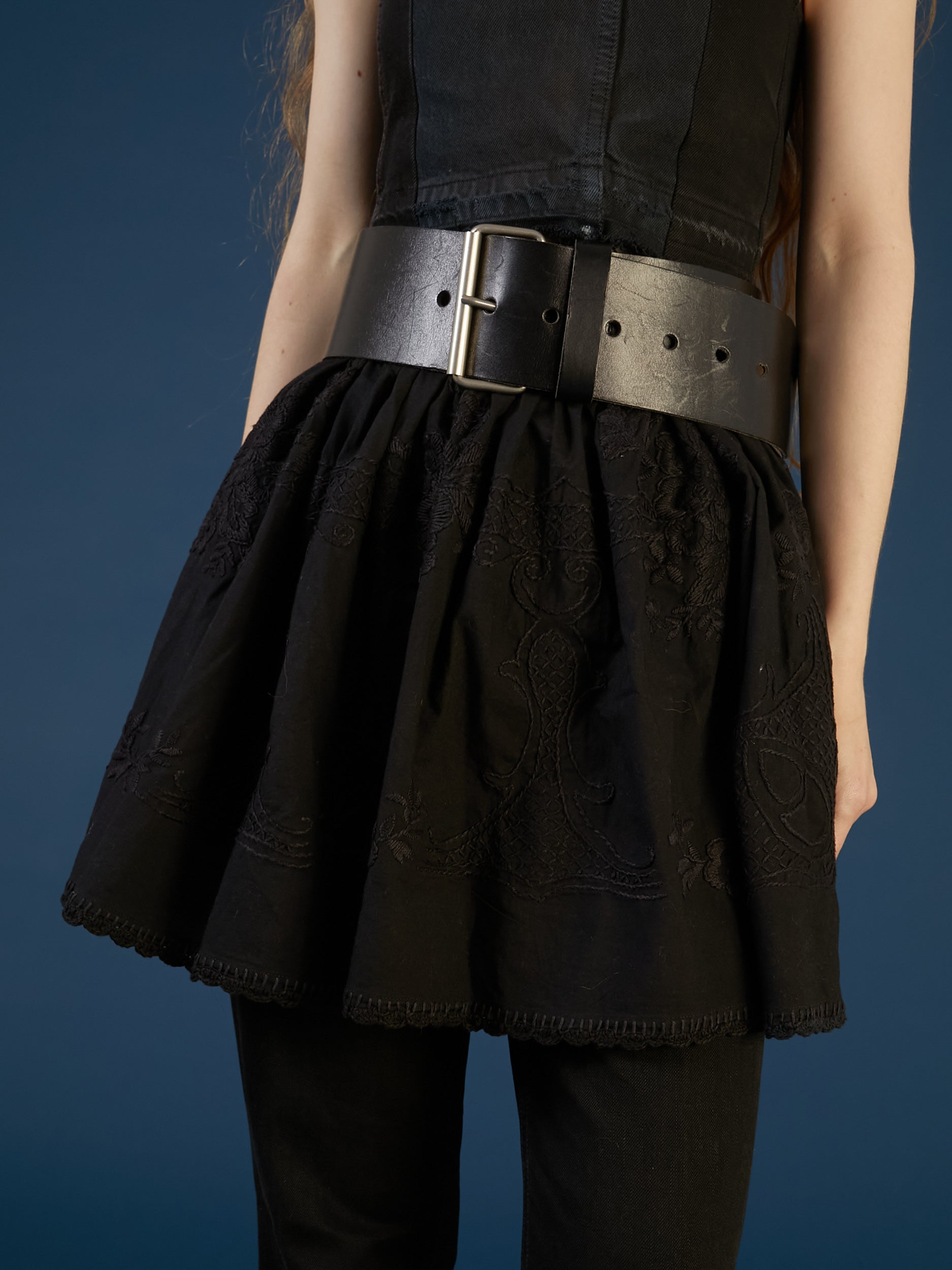 hand embroidery 2way mini skirt | BLACK