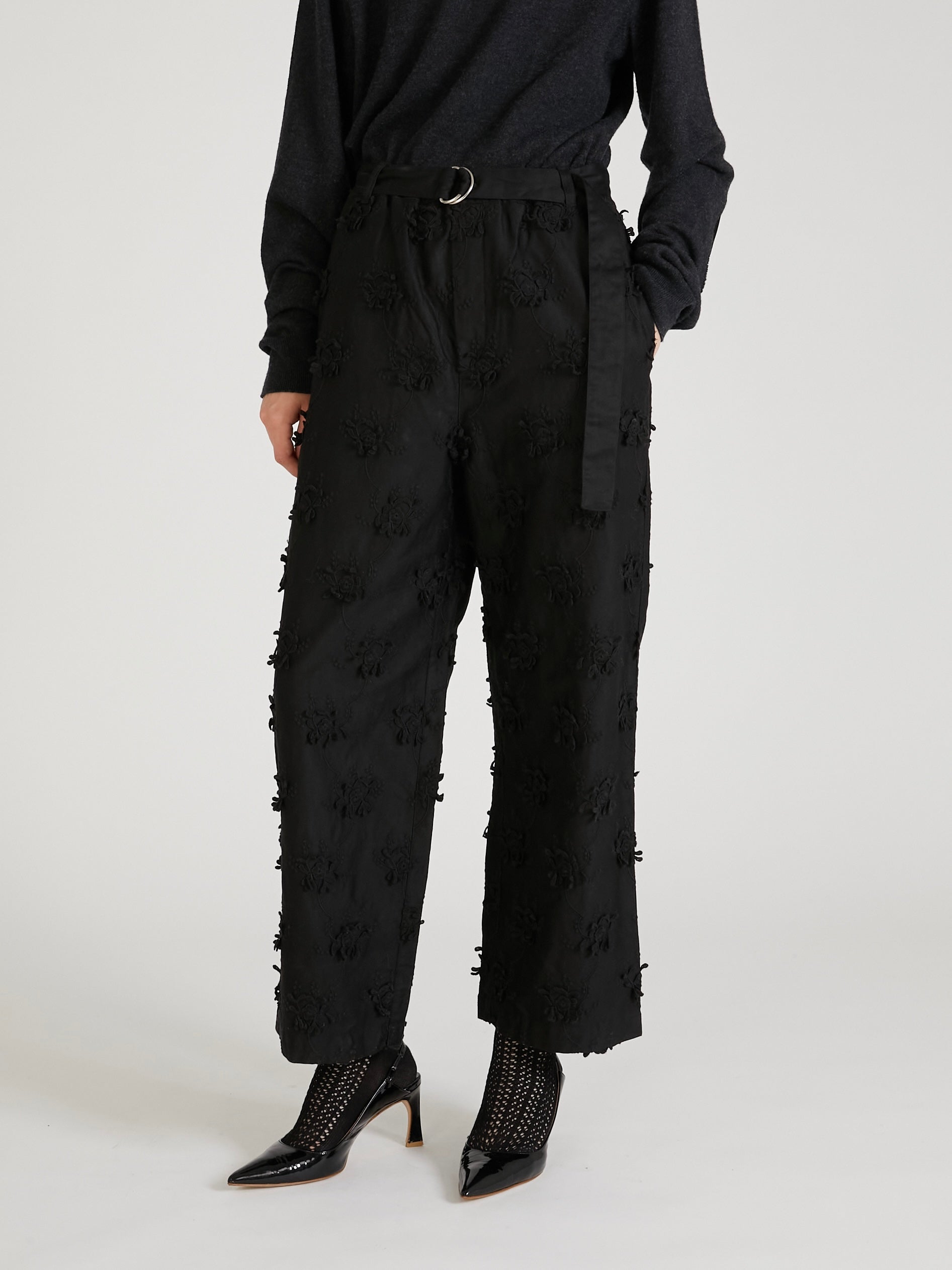 3D embroidery twill easy pants|BEIGE