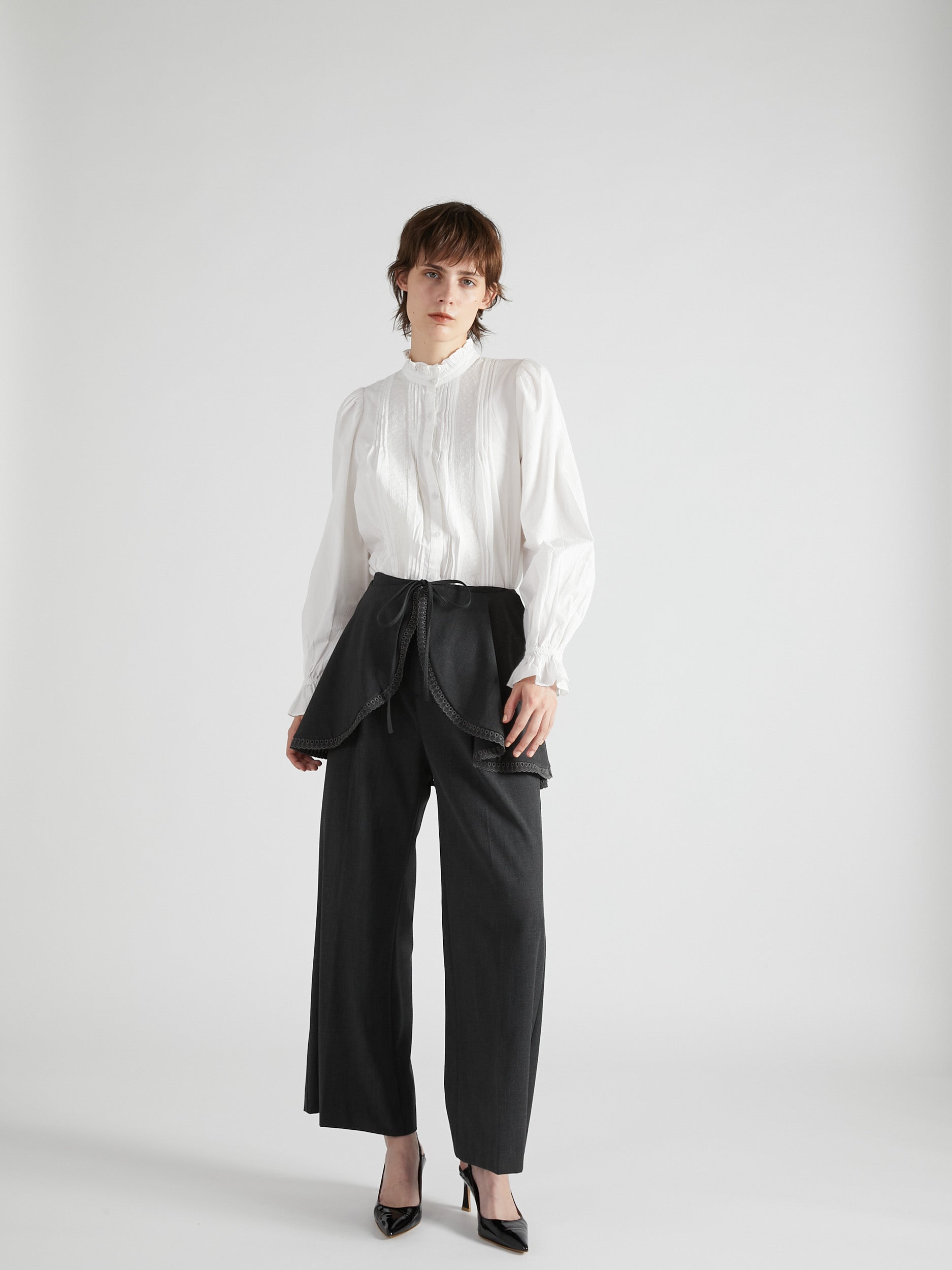 rebuilt neck embroidery blouse|WHITE