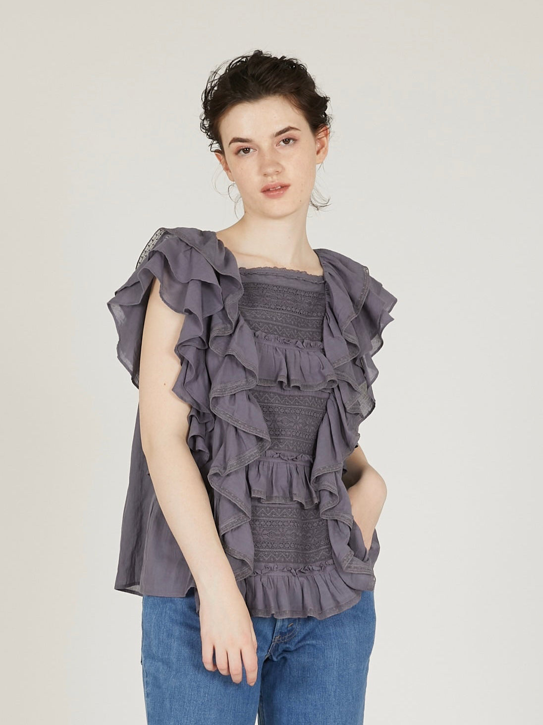 frill lace nosleeve blouse|GRAY