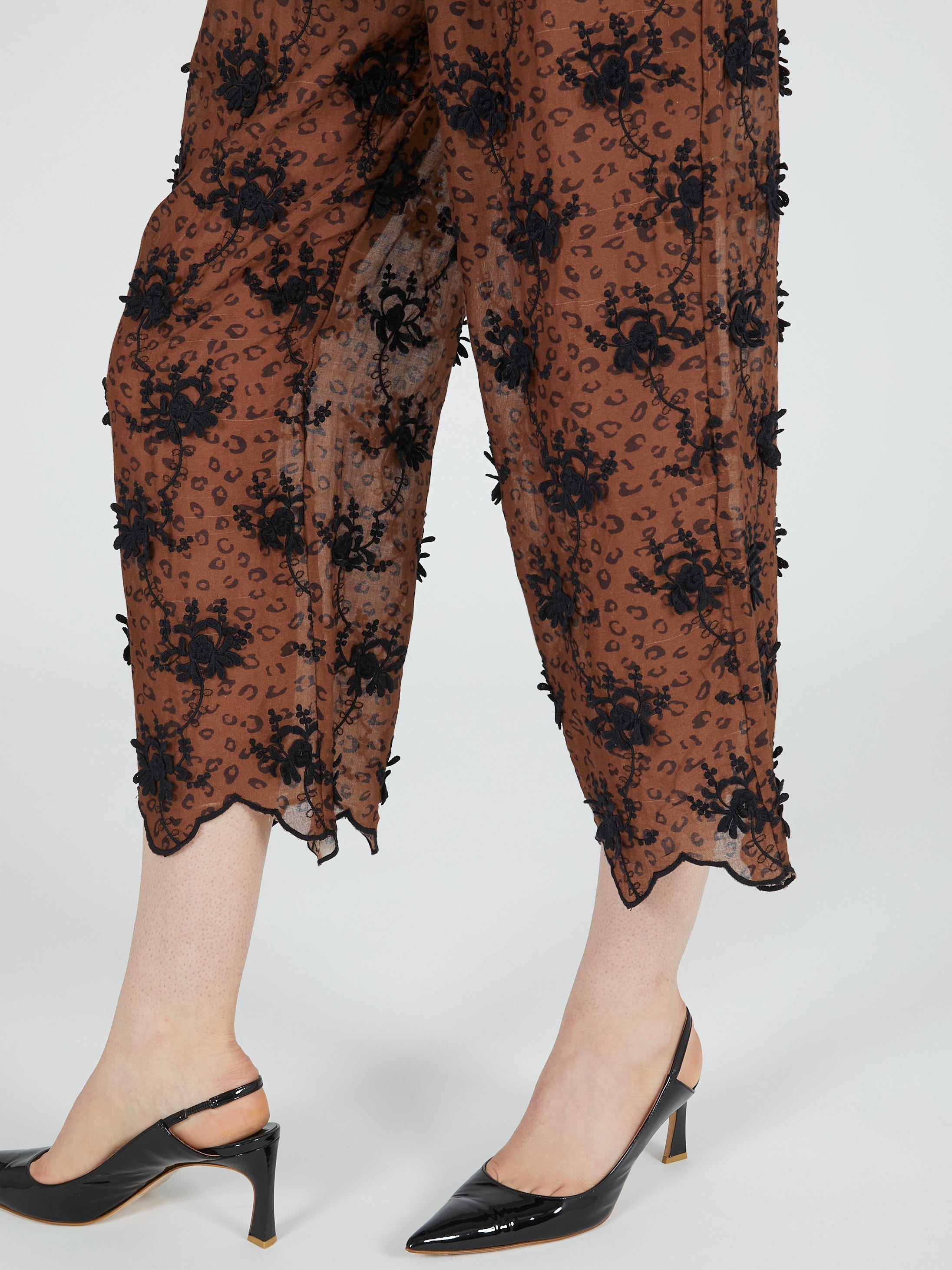 3D embroidery leopard easy pants|BROWN