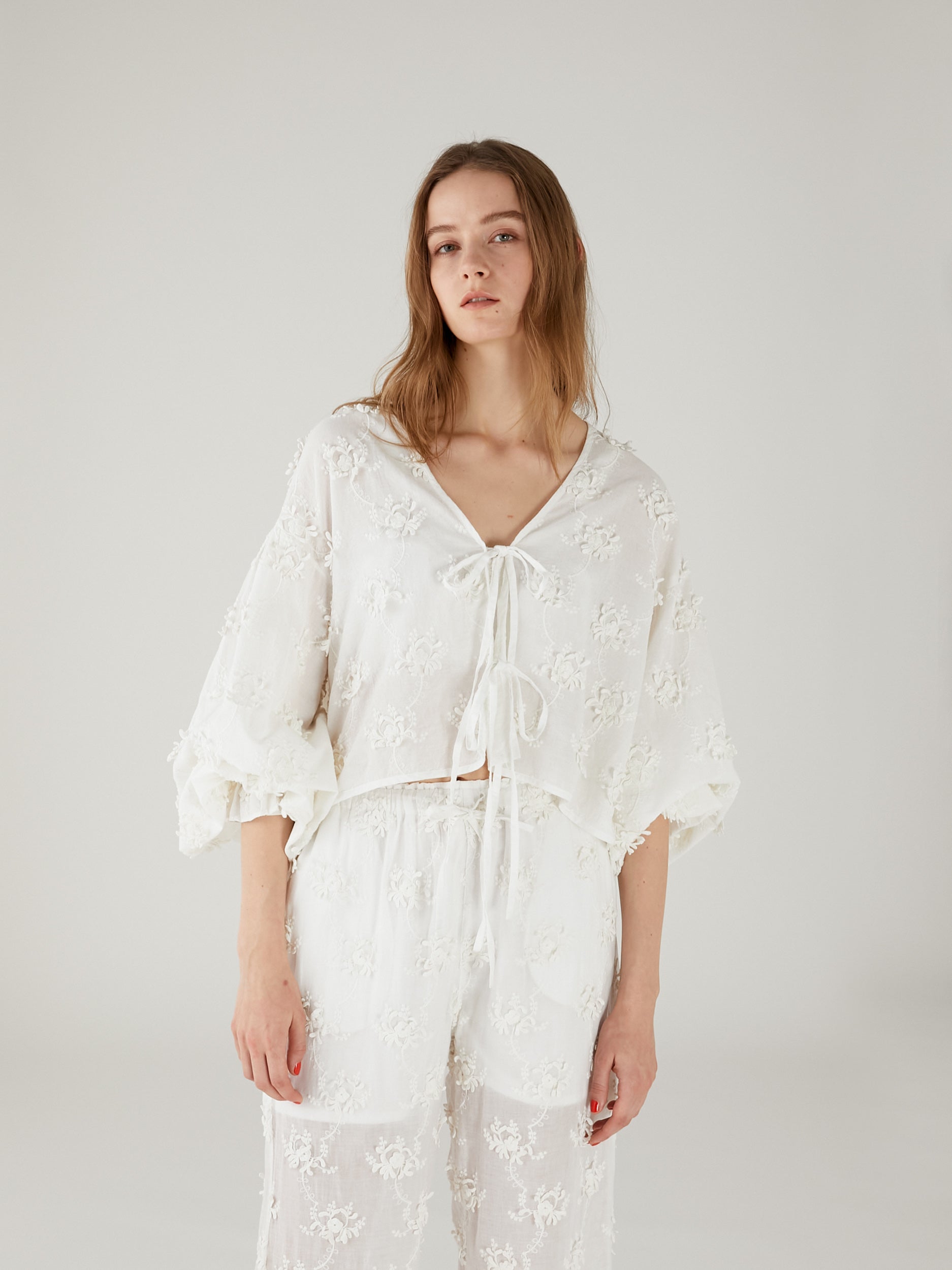 3D embroidery bolero | WHITE