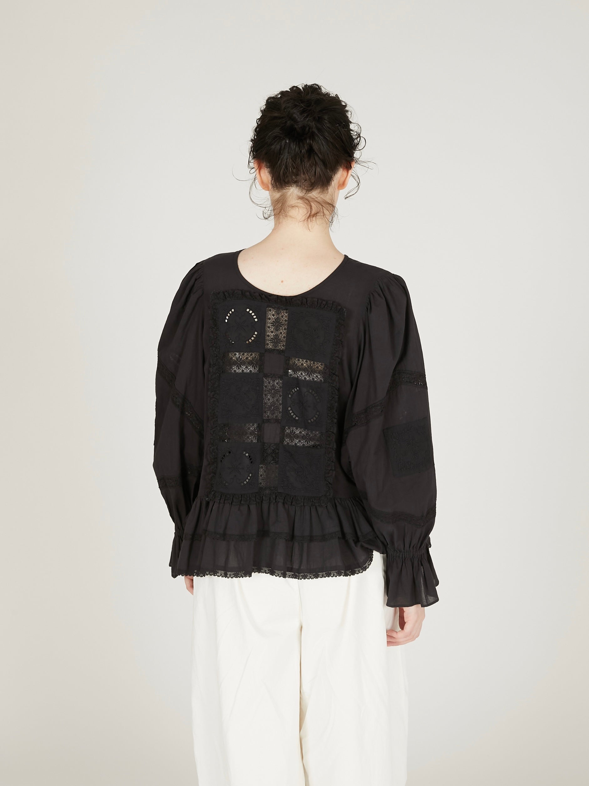 front tapestry 2way sheer bolero|BLACK