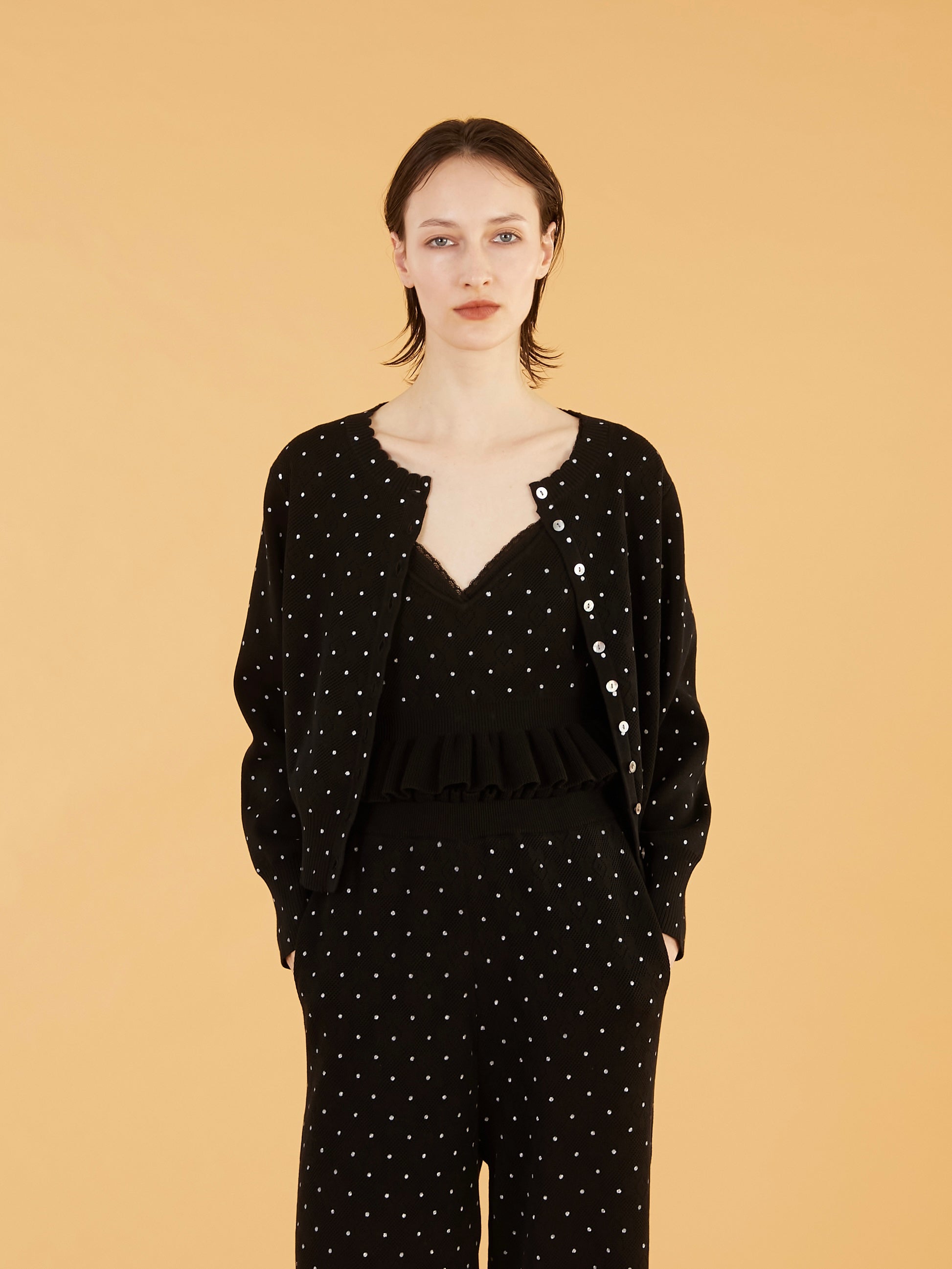 flower Jacquard dot cardigan|BLACK