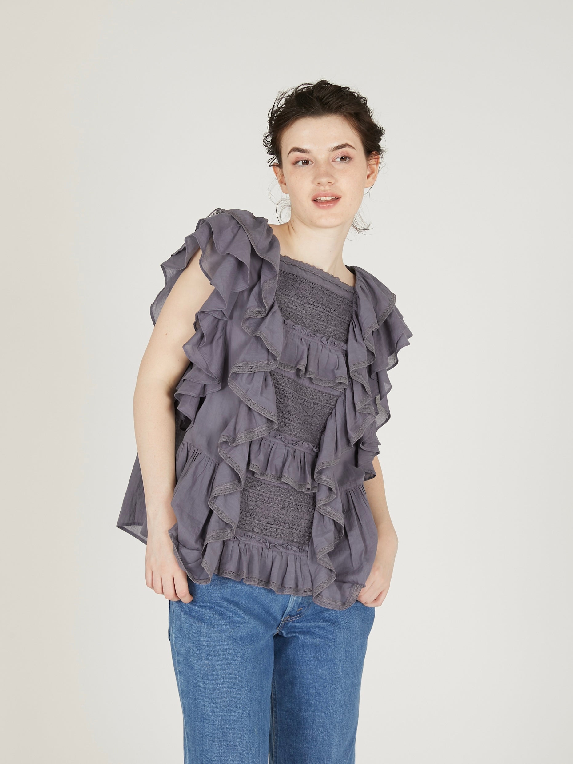 frill lace nosleeve blouse|GRAY