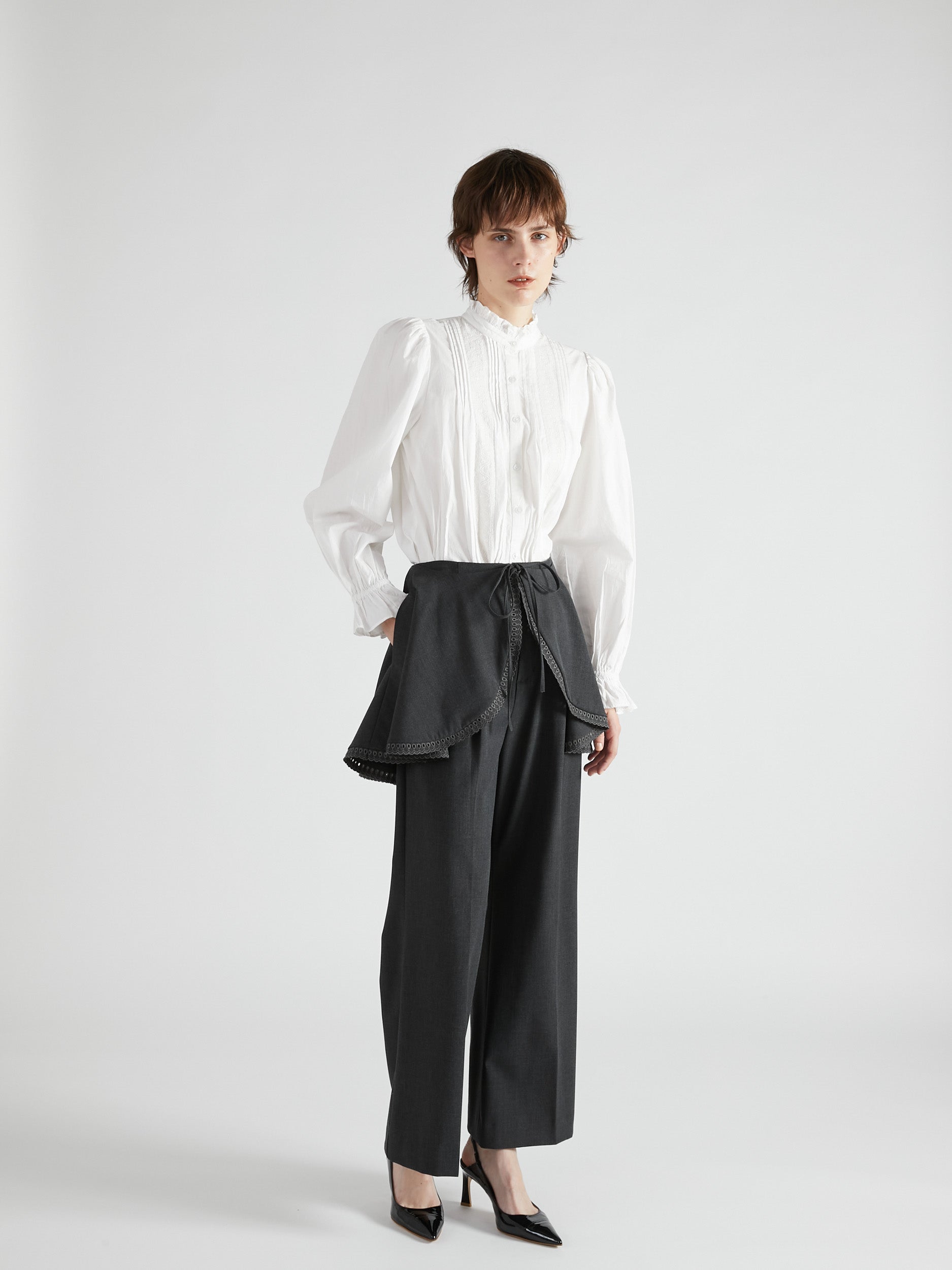 rebuilt neck embroidery blouse|WHITE
