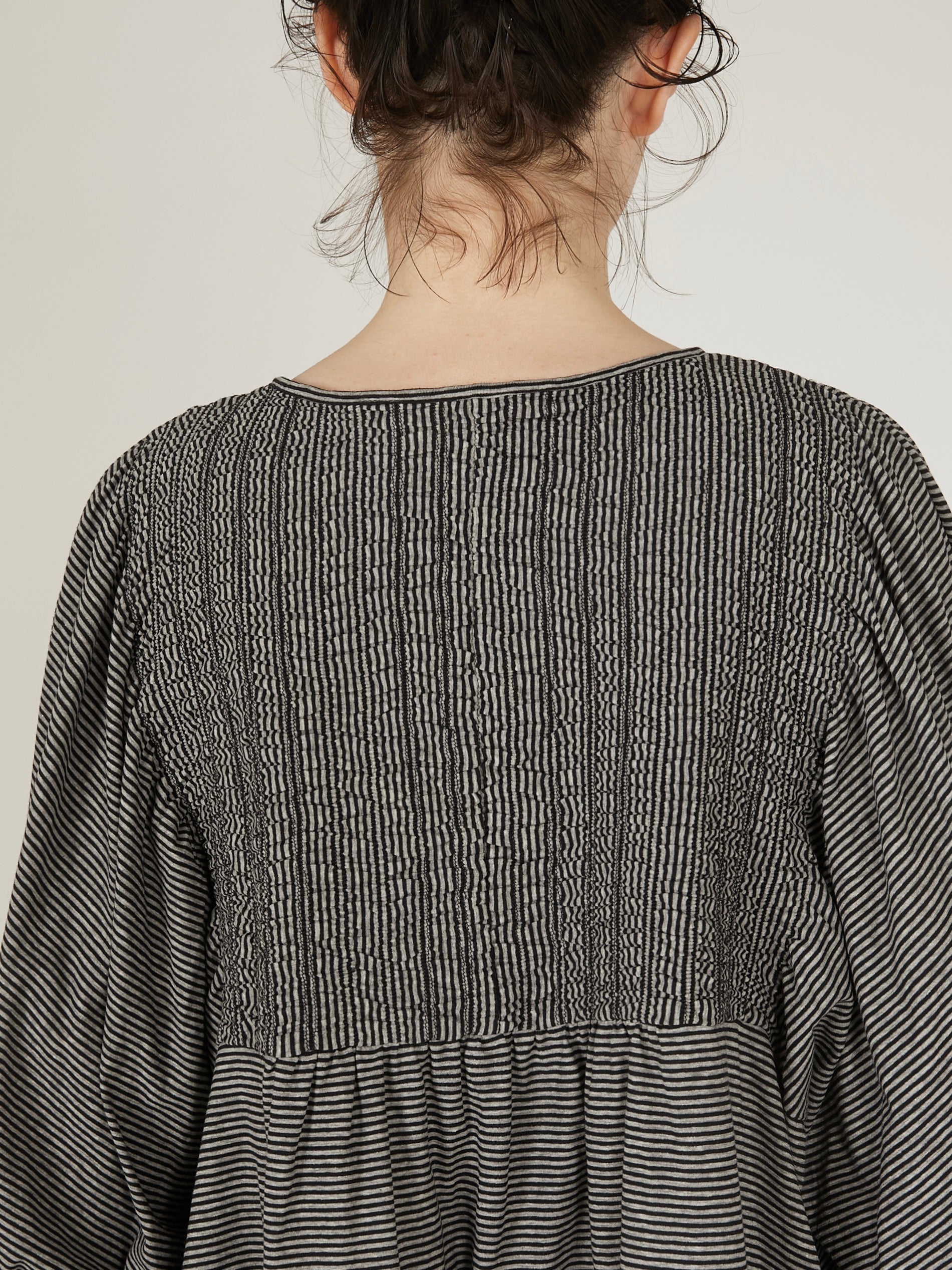 shirring border pullover|BLACK