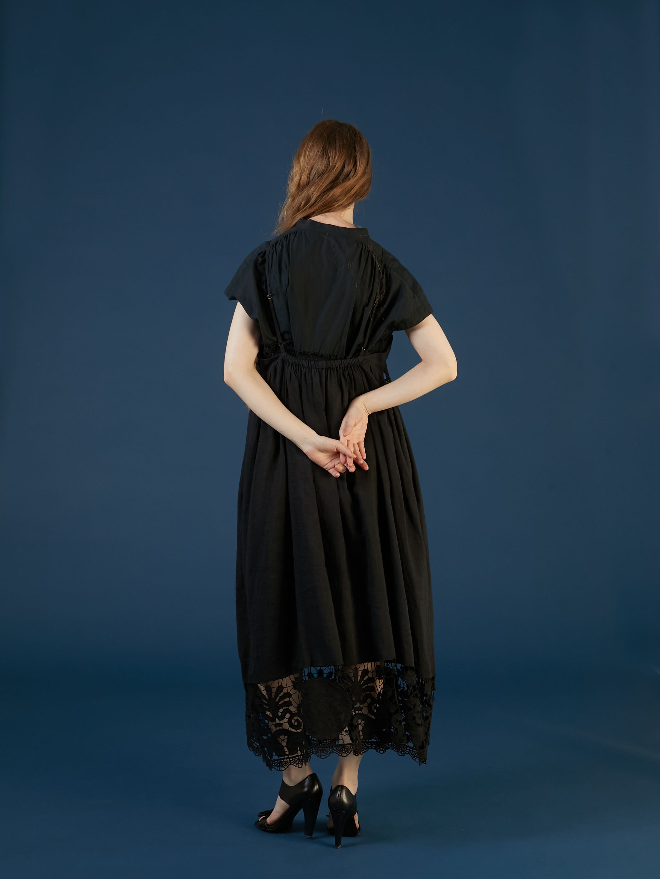 linen cotton motif lace cami dress | BLACK