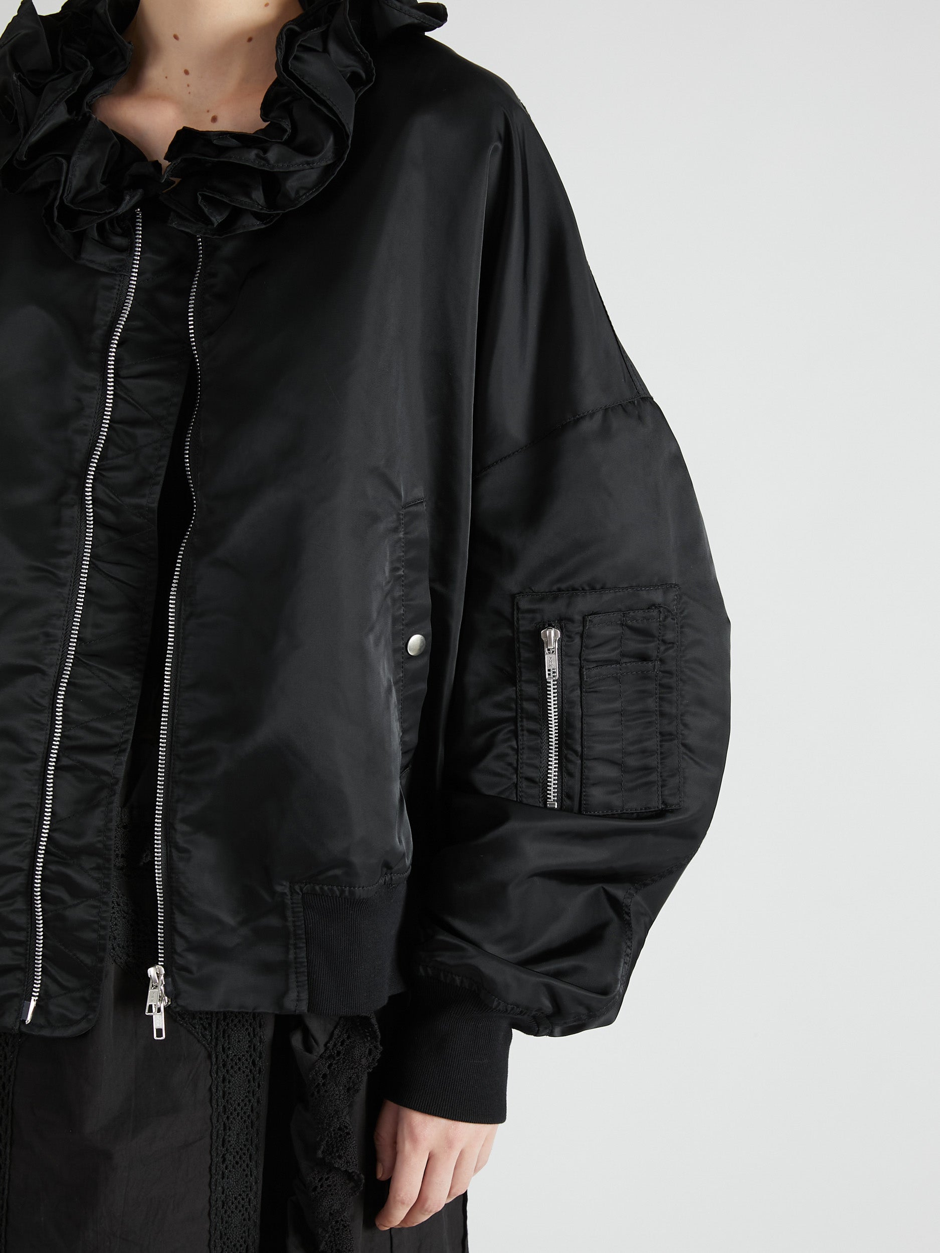 【 griguri 】frill MA1|BLACK
