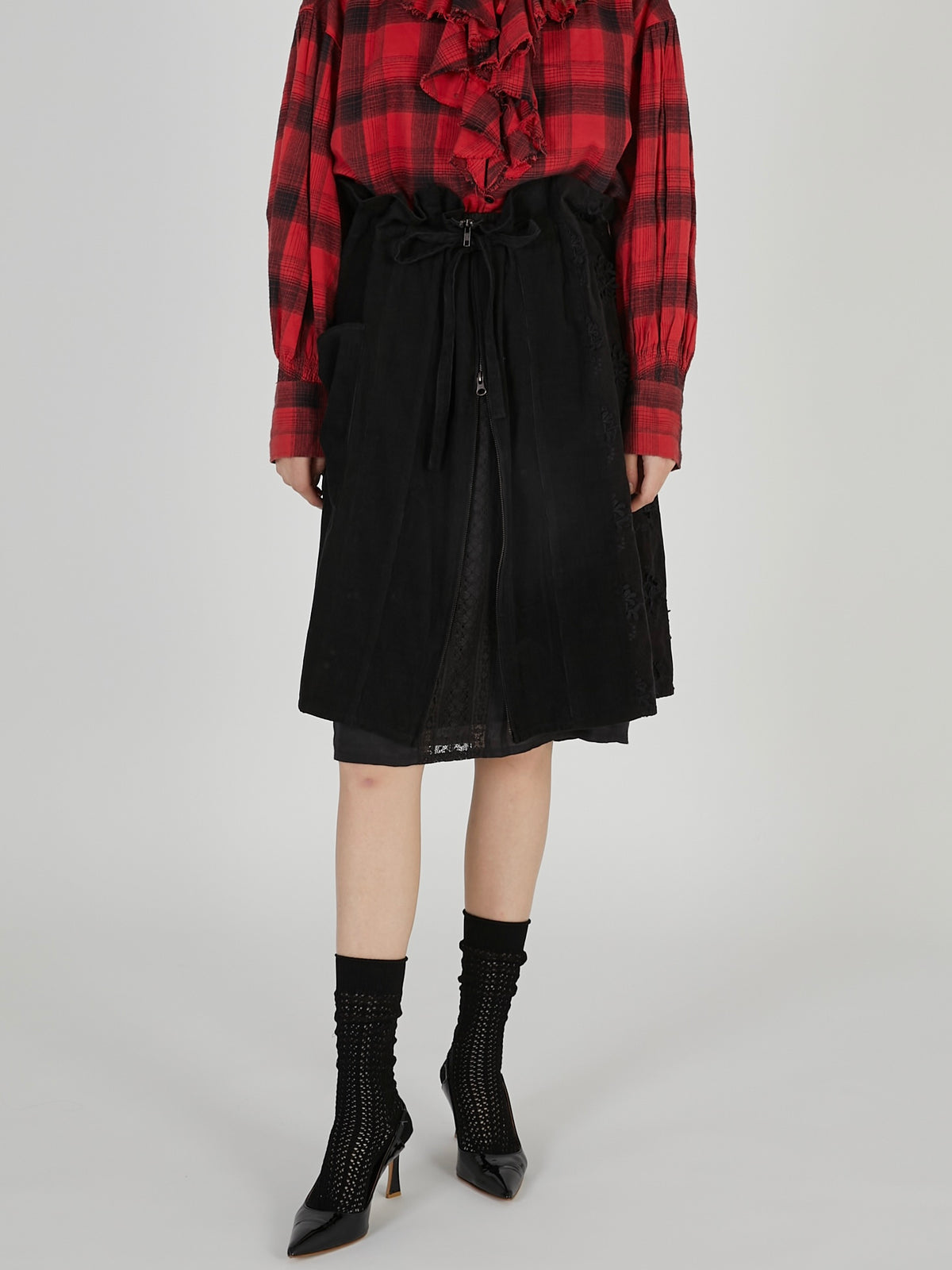 3D embroidery corduroy apron skirt|BLACK