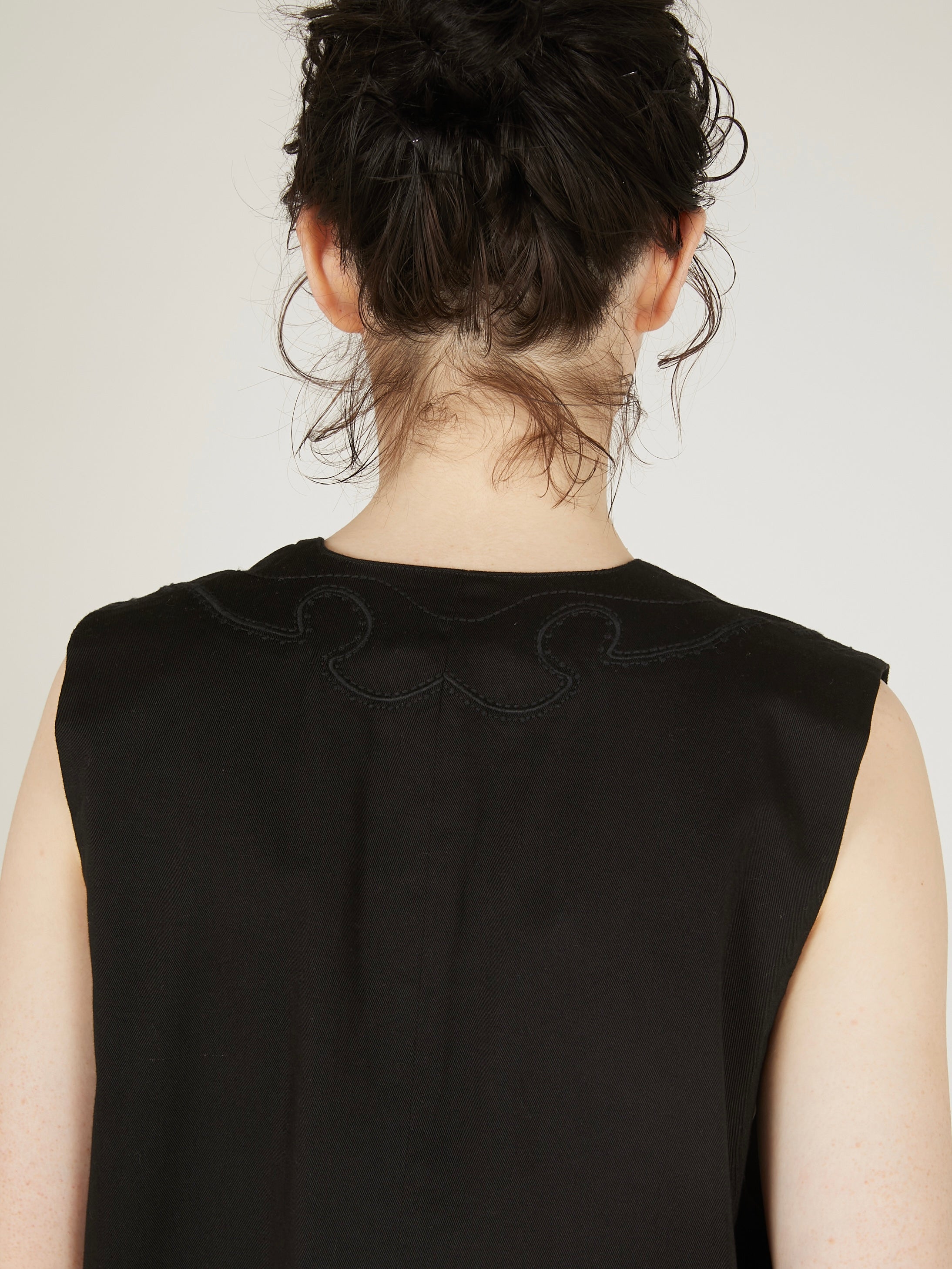 instinct vest|BLACK