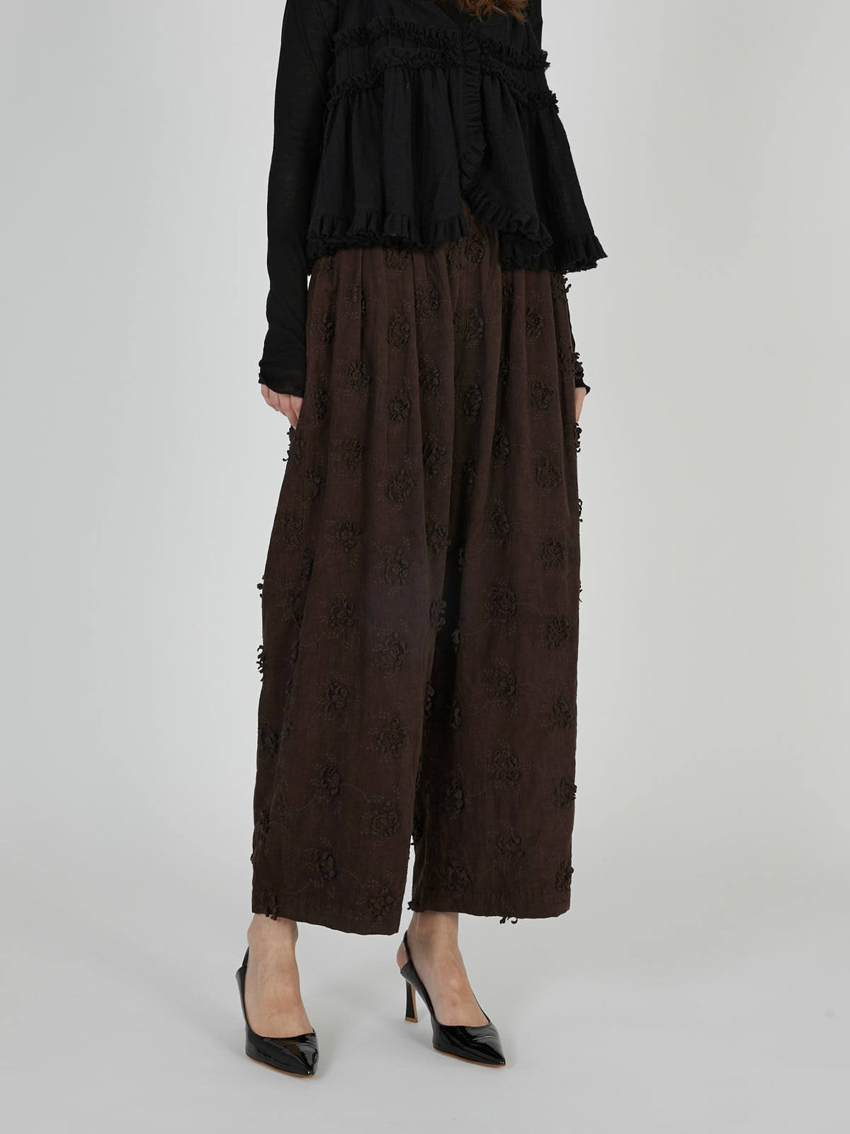 3D embroidery corduroy pants|BROWN