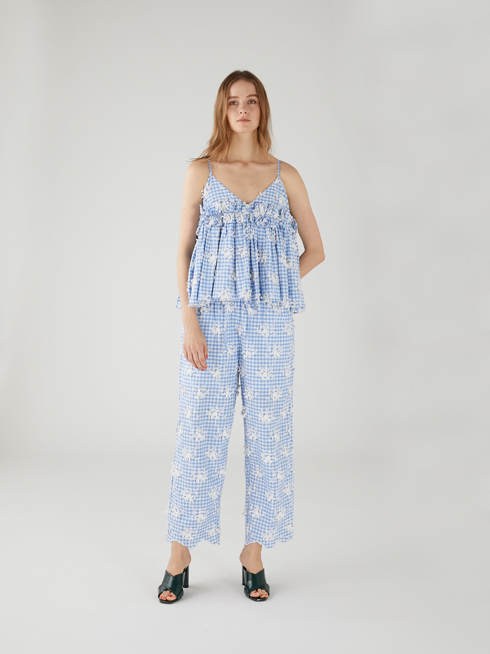 3D embroidery gingham pants | BLACK