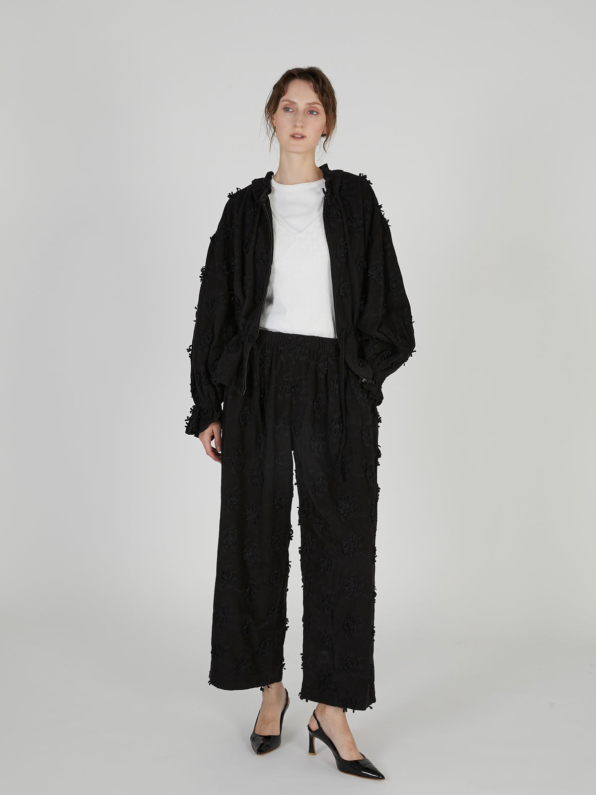 3D embroidery corduroy pants|BLACK
