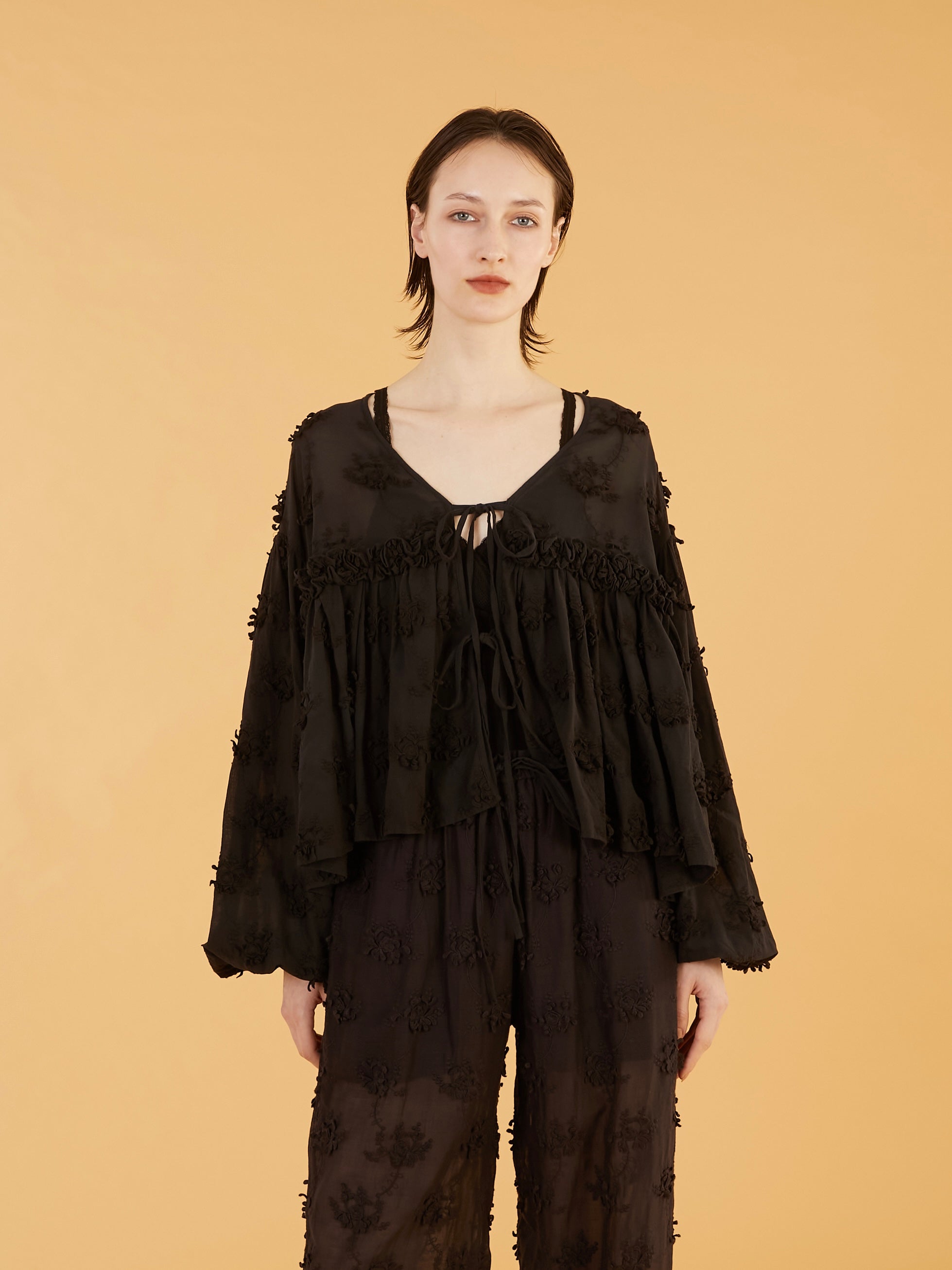 3D embroidery gather bolero|BLACK