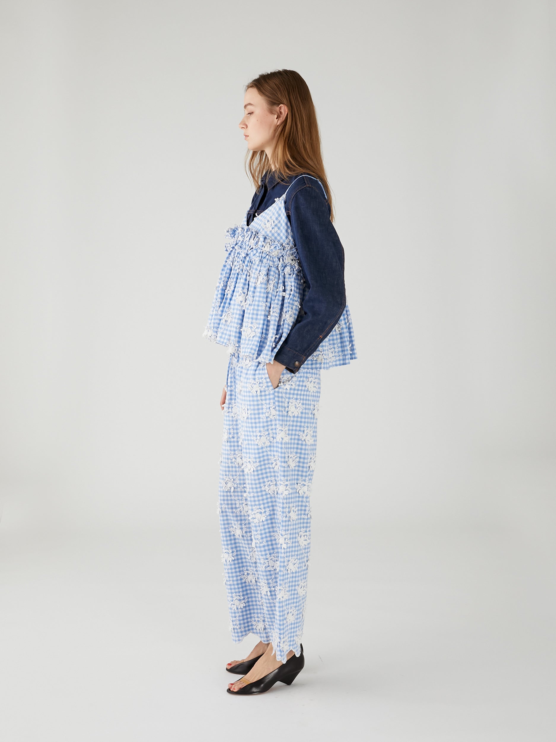 3D embroidery gingham camisole | BLUE