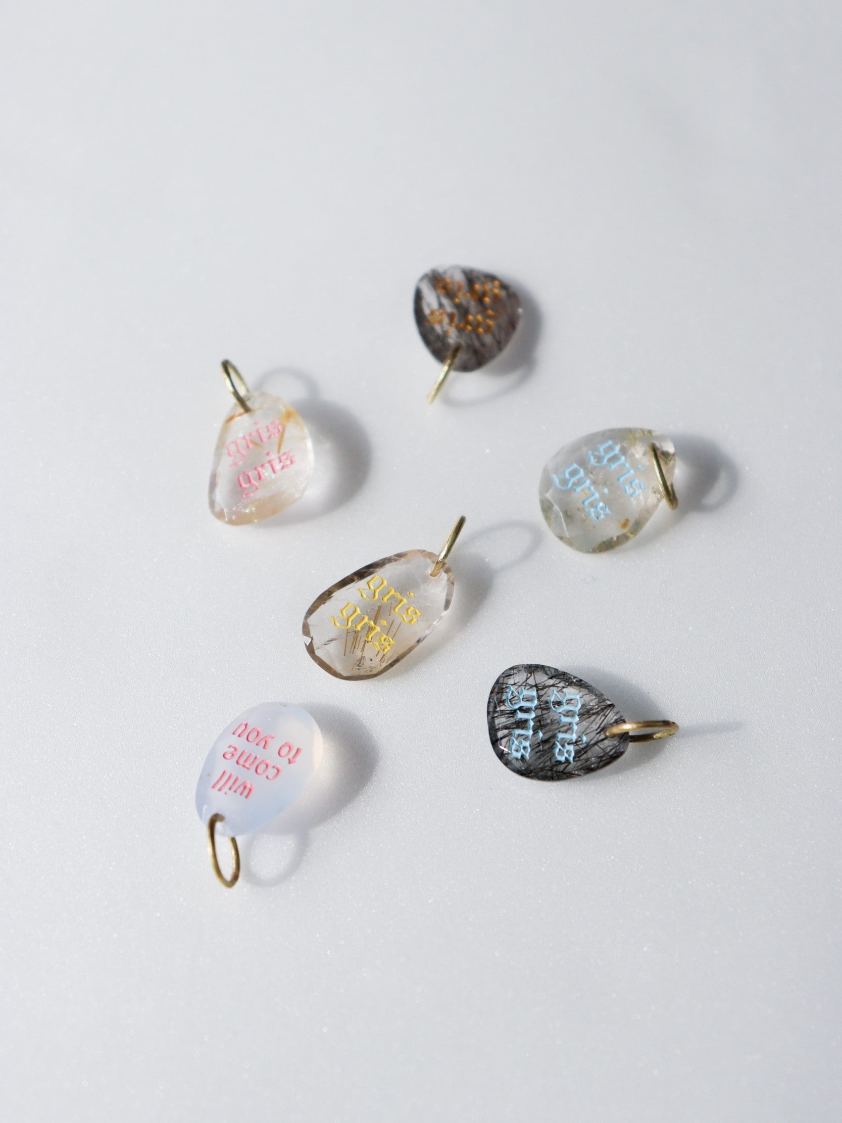【ゴールデンルチルクオーツ】stones stone zoo ペンダントトップ|BLUE
