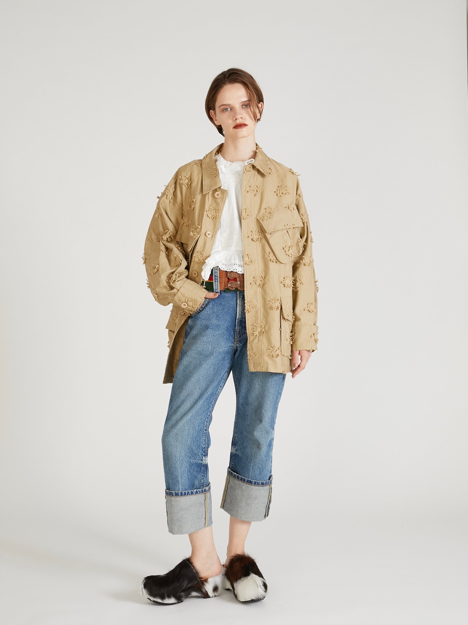 3D embroidery military shir｜BEIGE