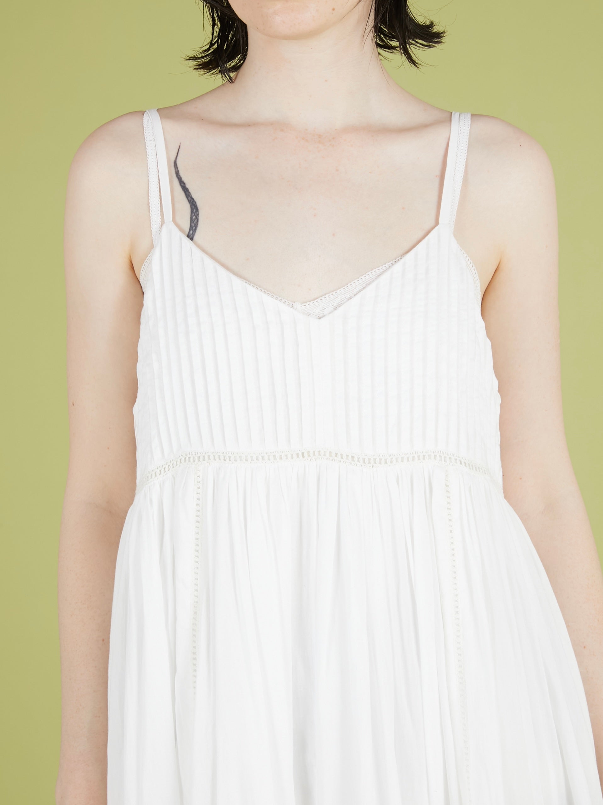 pintuck lace cami onepiece｜WHITE
