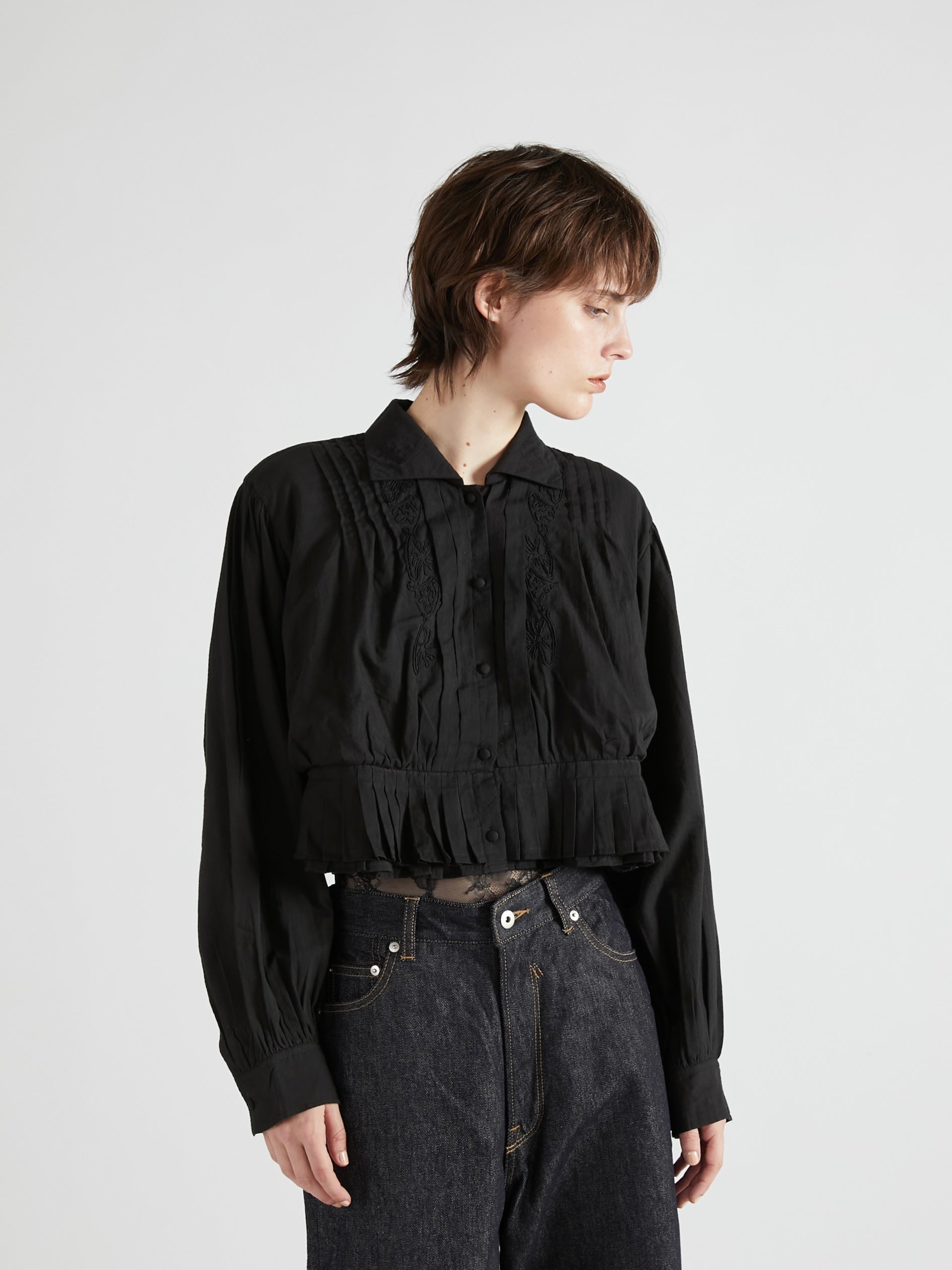 cord embroidery blouse｜BLACK