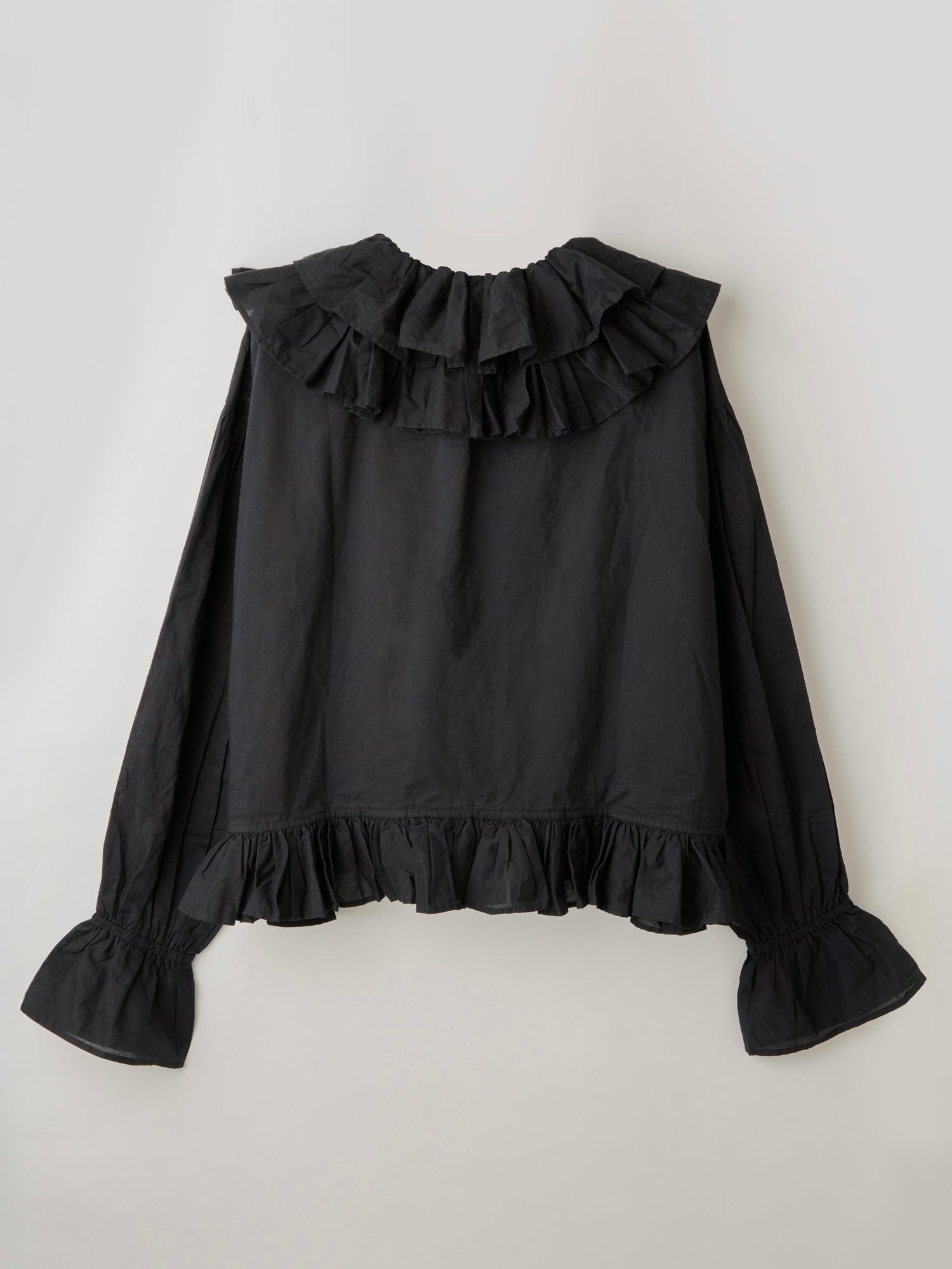 frill poncho L/S blouse｜BLACK