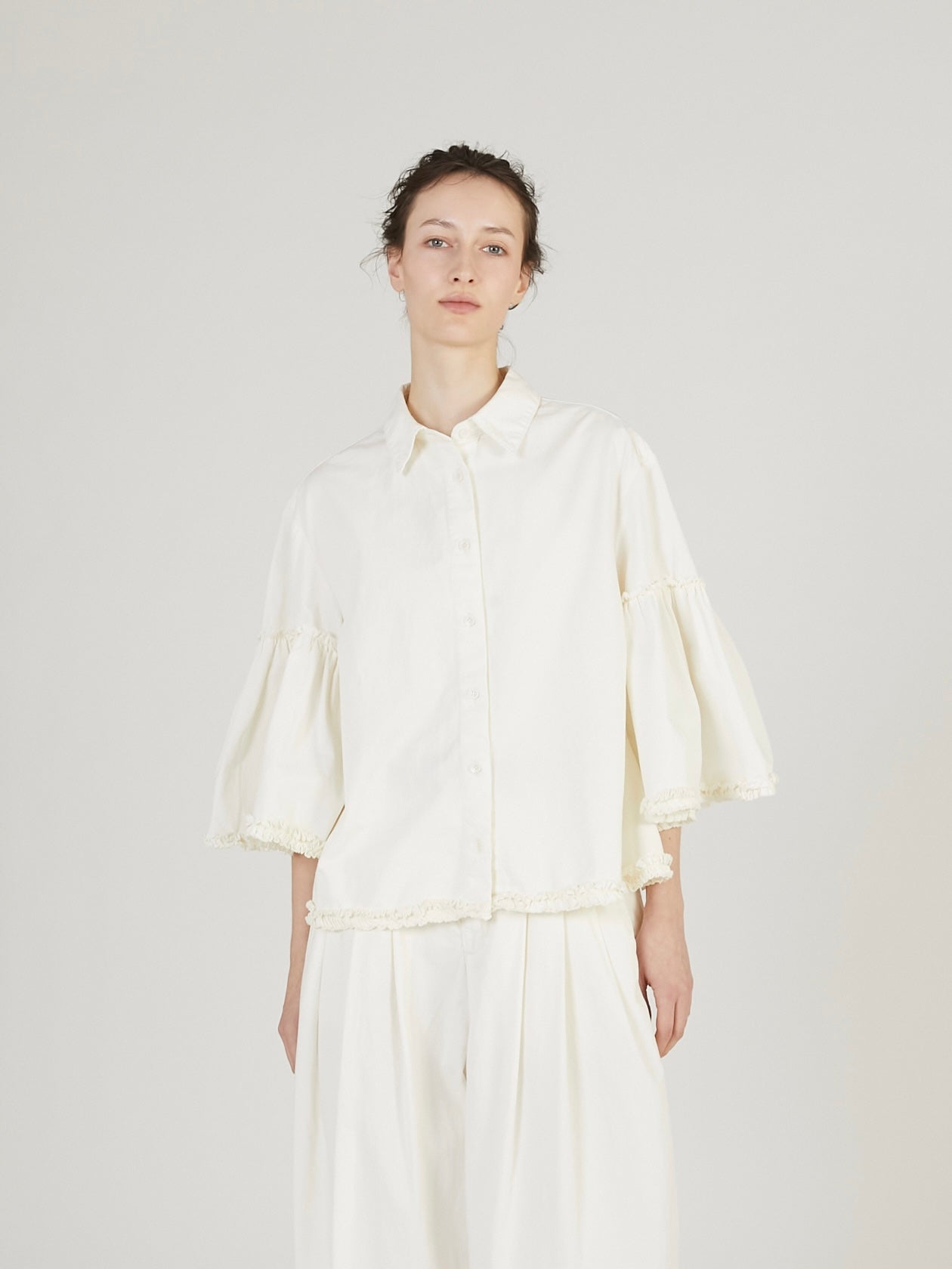 garment dye frill shirts｜IVORY