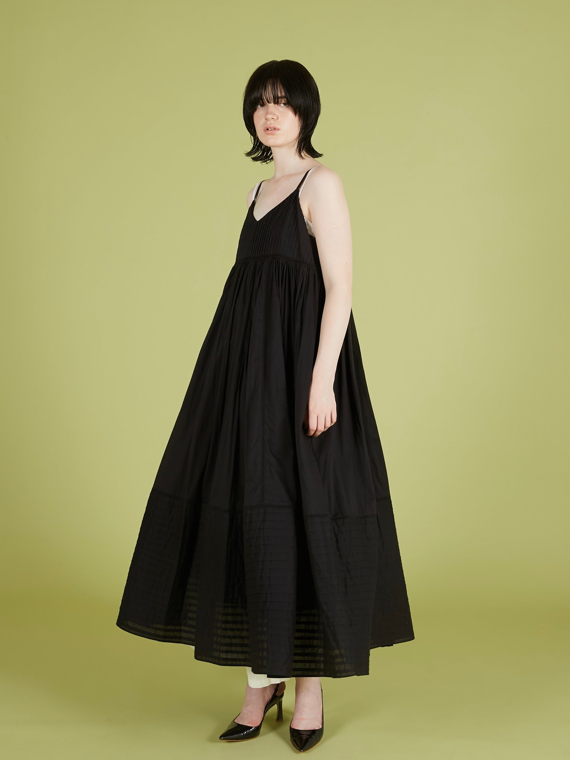 pintuck lace cami onepiece｜BLACK