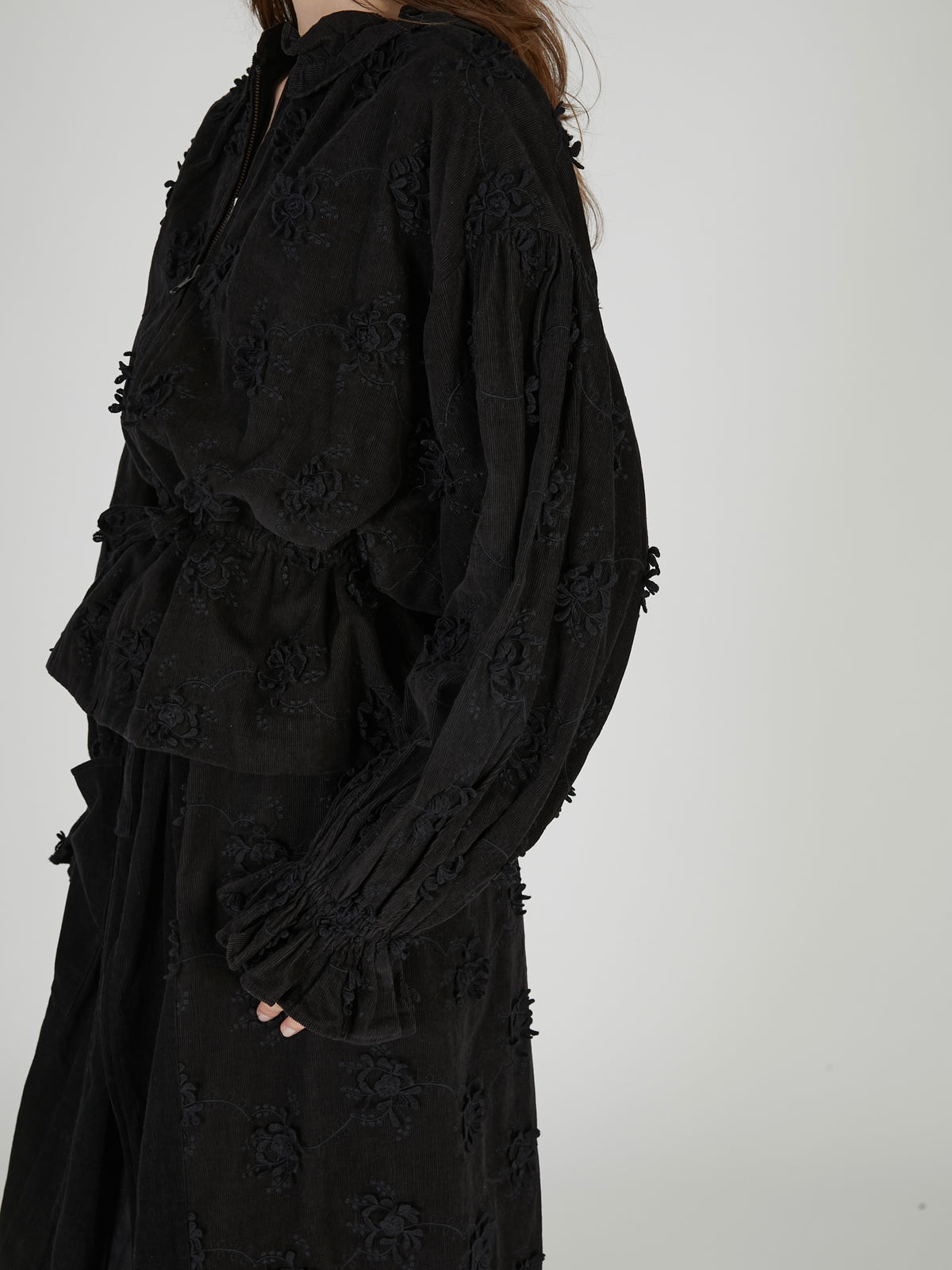 3D embroidery corduroy blouson｜BLACK