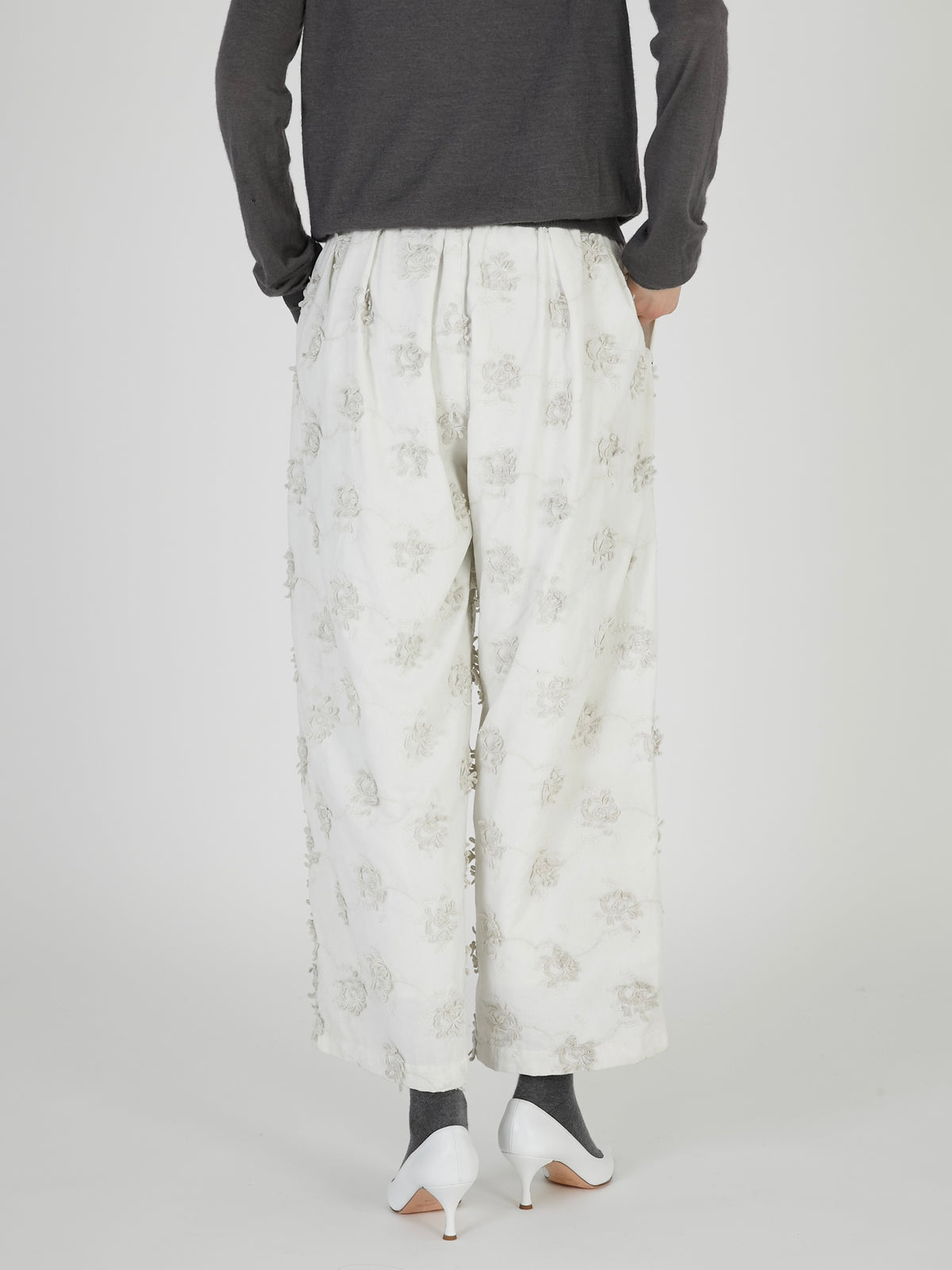 3D embroidery corduroy pants｜WHITE
