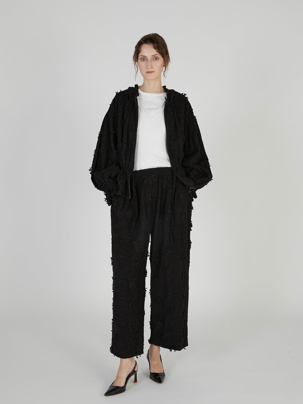 3D embroidery corduroy pants｜BLACK