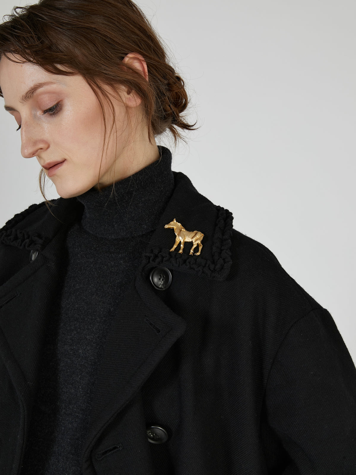 over P coat｜BLACK