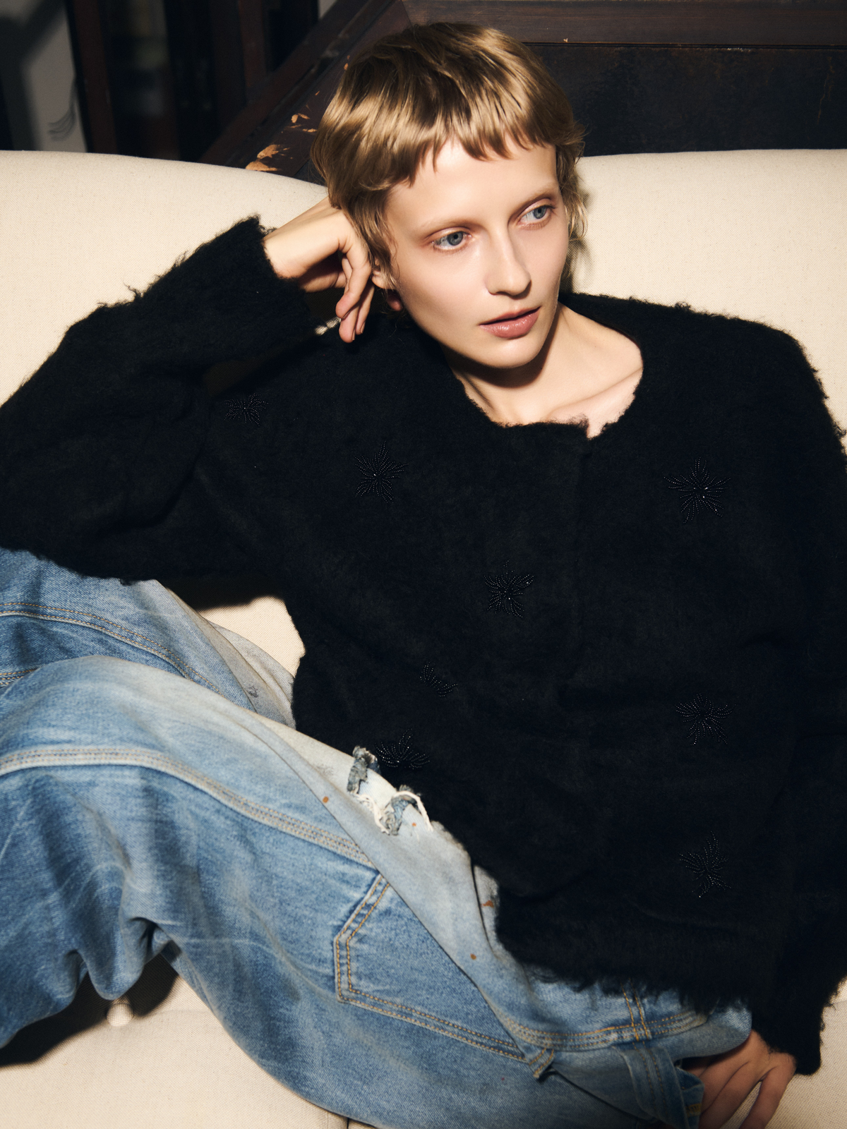 shaggy beads knit jacket｜BLACK