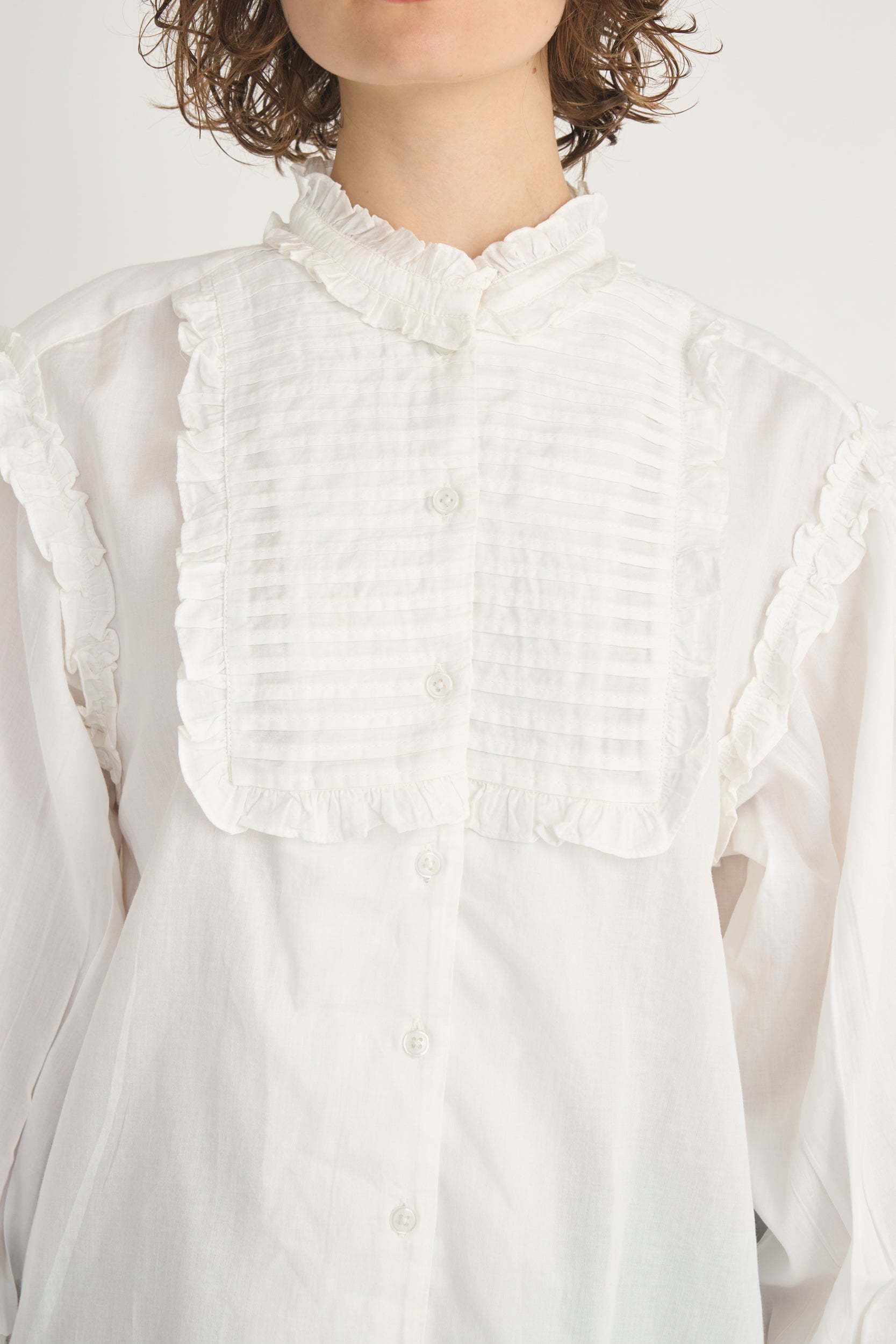 pintuck frill blouse│WHITE