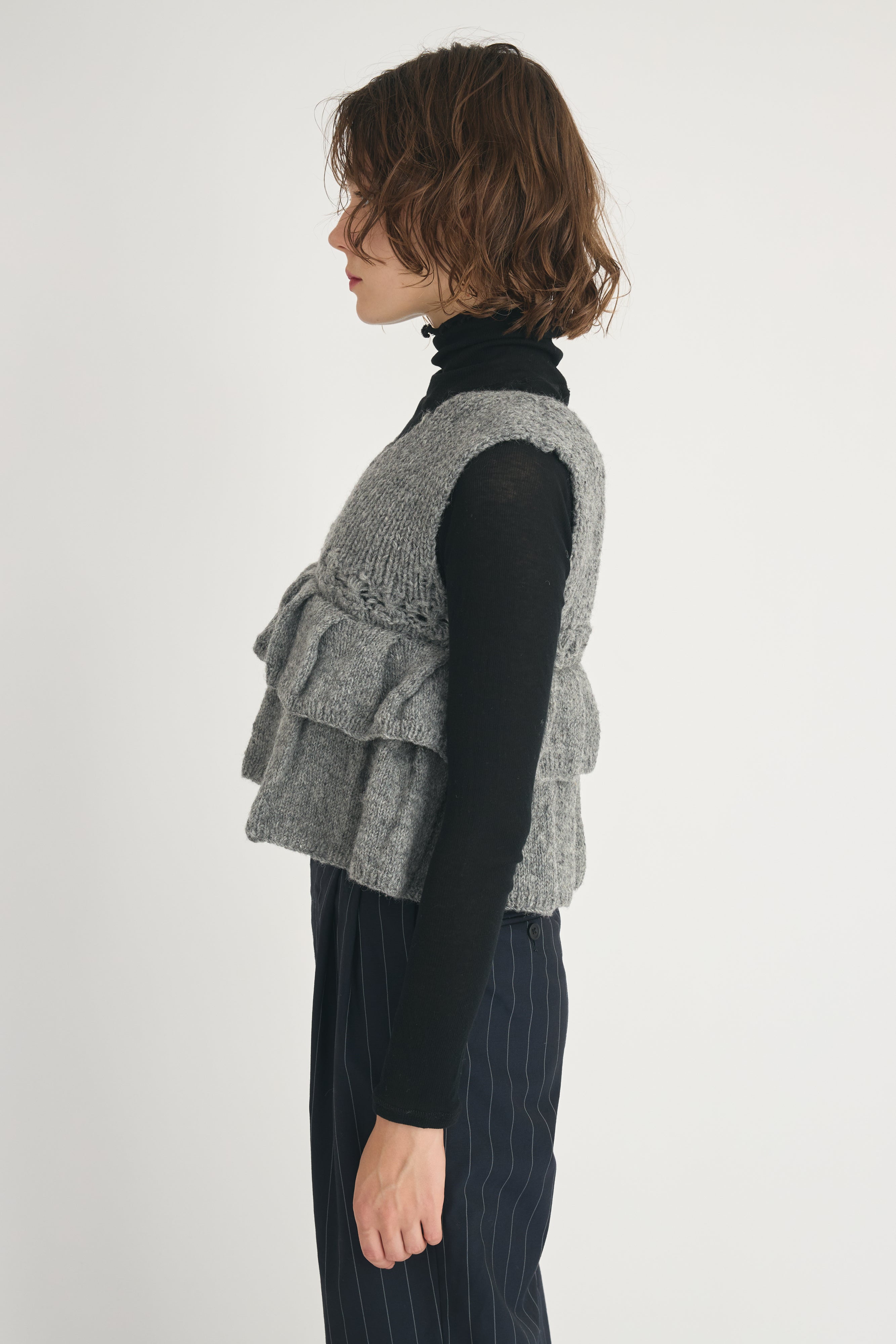 frill knit vest│GRAY