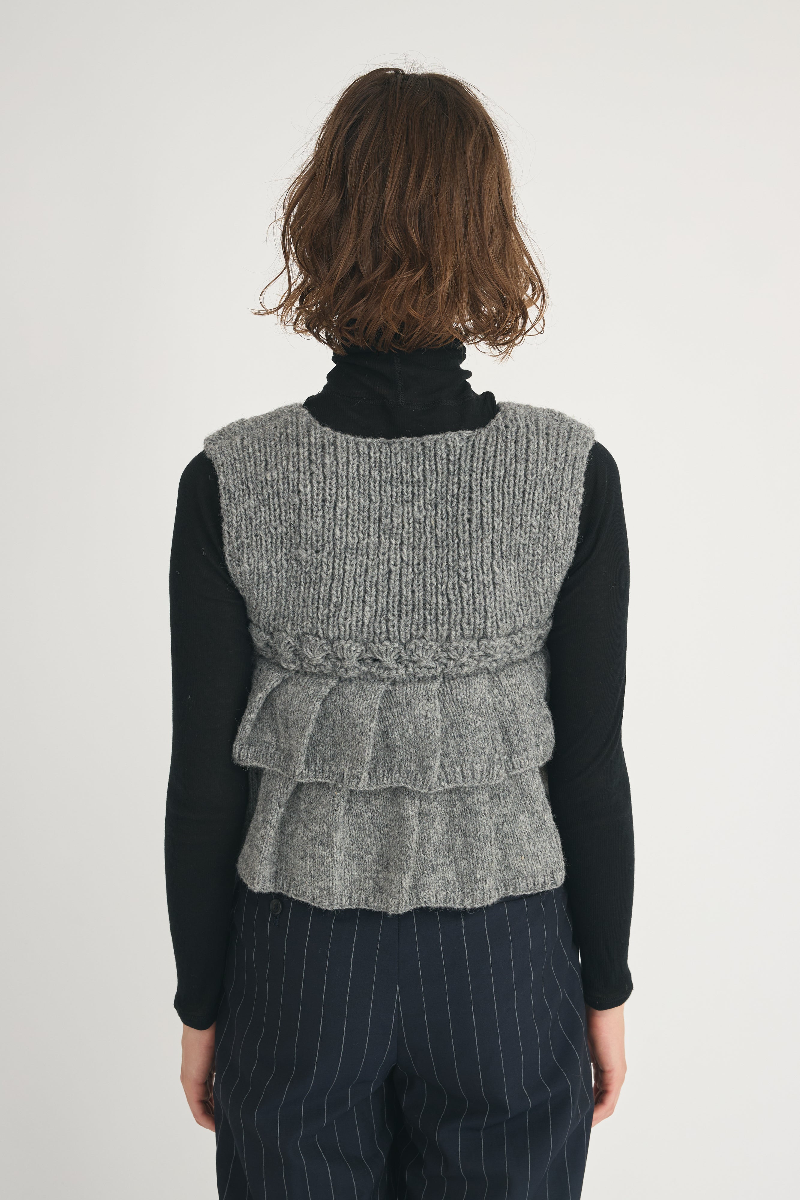 frill knit vest│GRAY